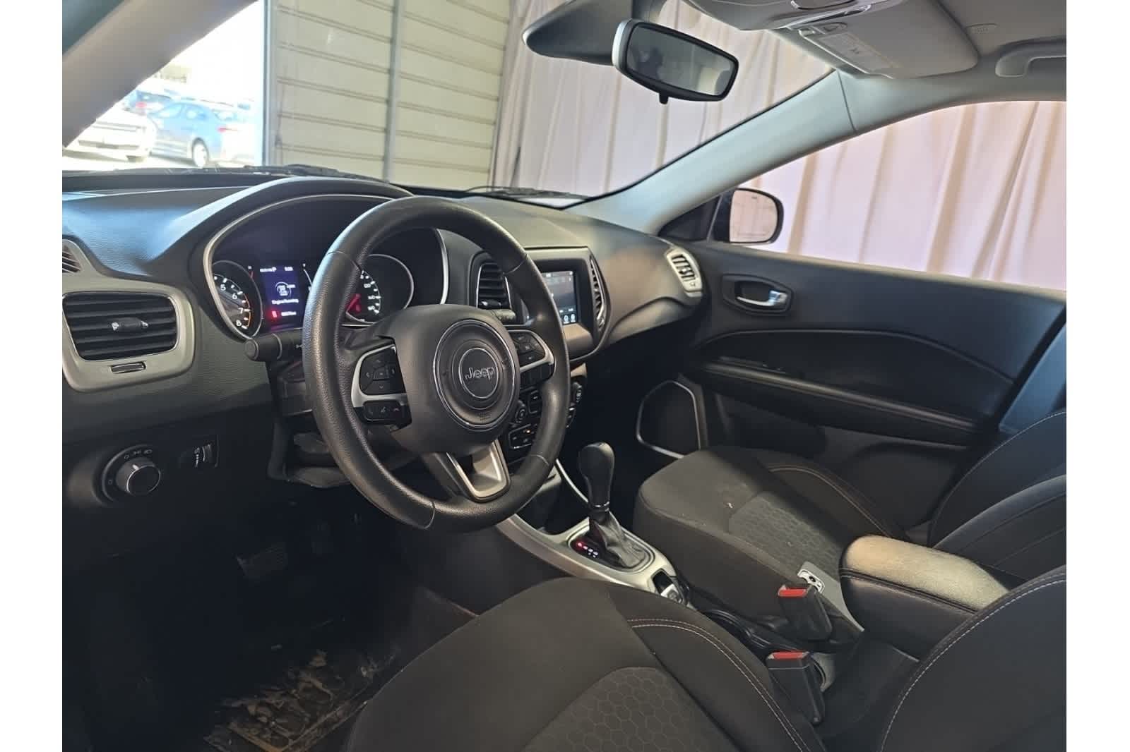 Thumbnail: 2021 Jeep Compass - 19