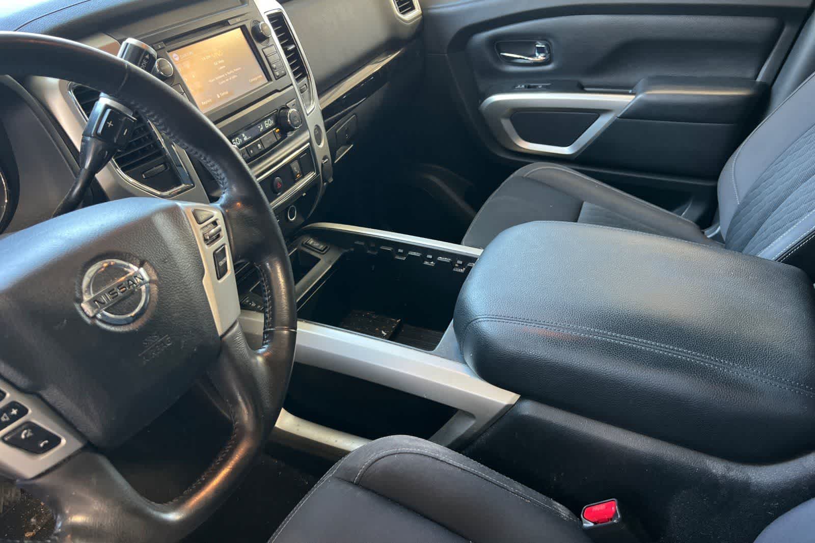 Thumbnail: 2018 Nissan Titan - 14
