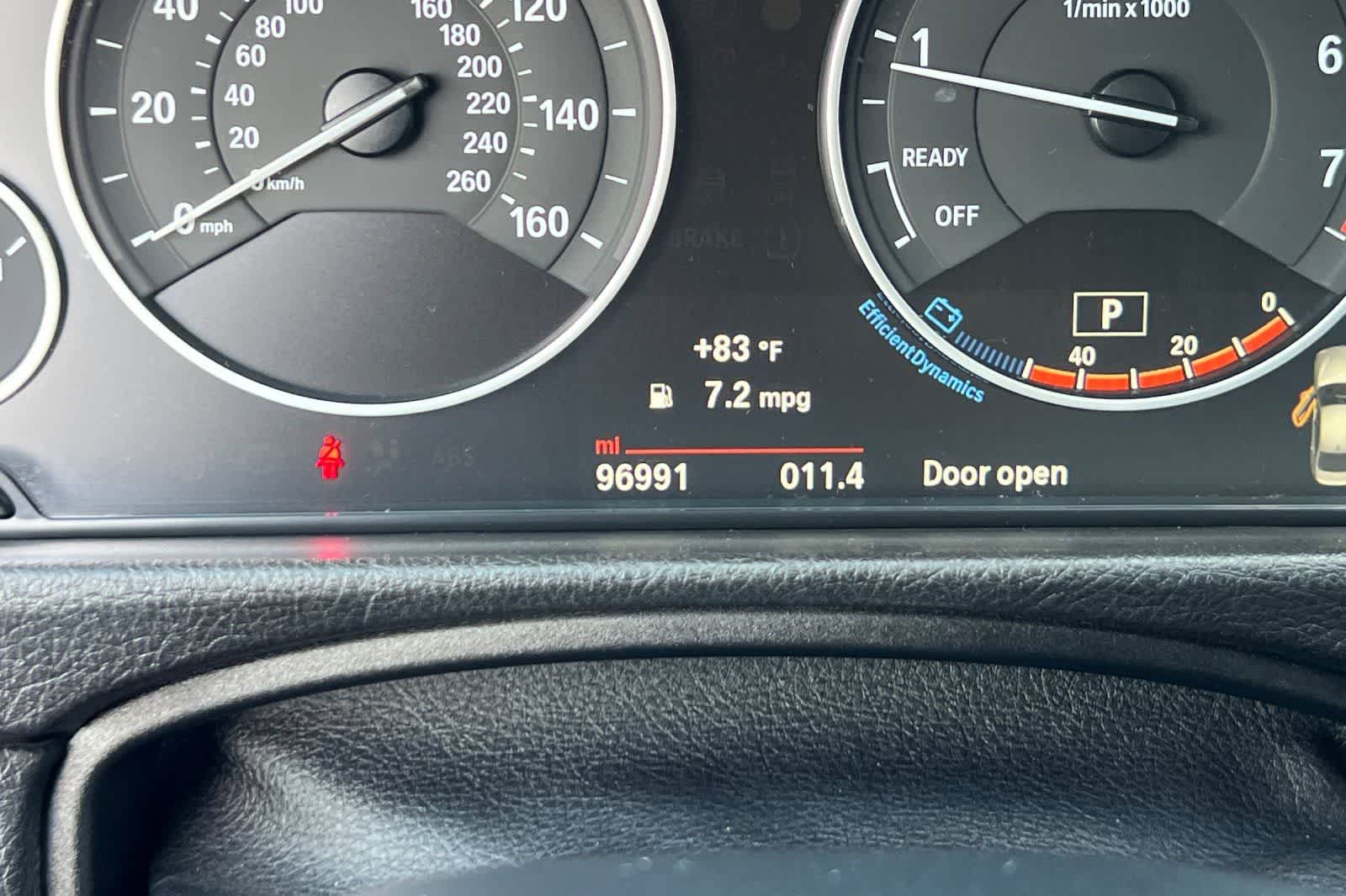 Thumbnail: 2016 BMW 3 Series - 24