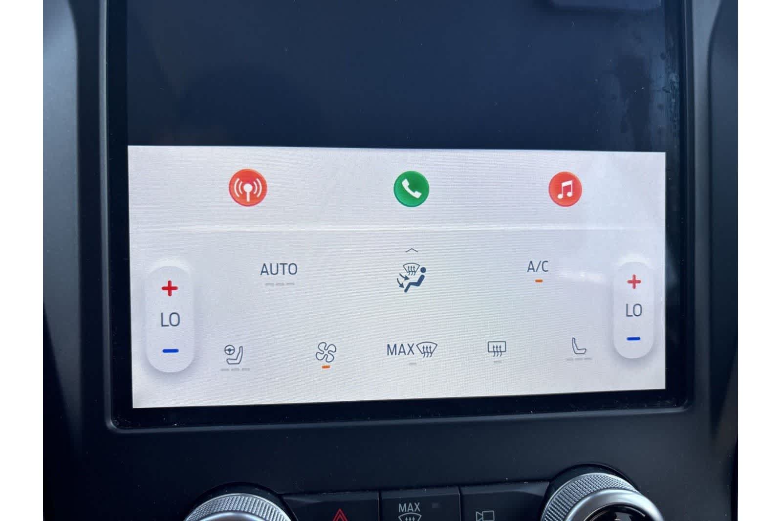 Thumbnail: 2022 Ford Edge - 18