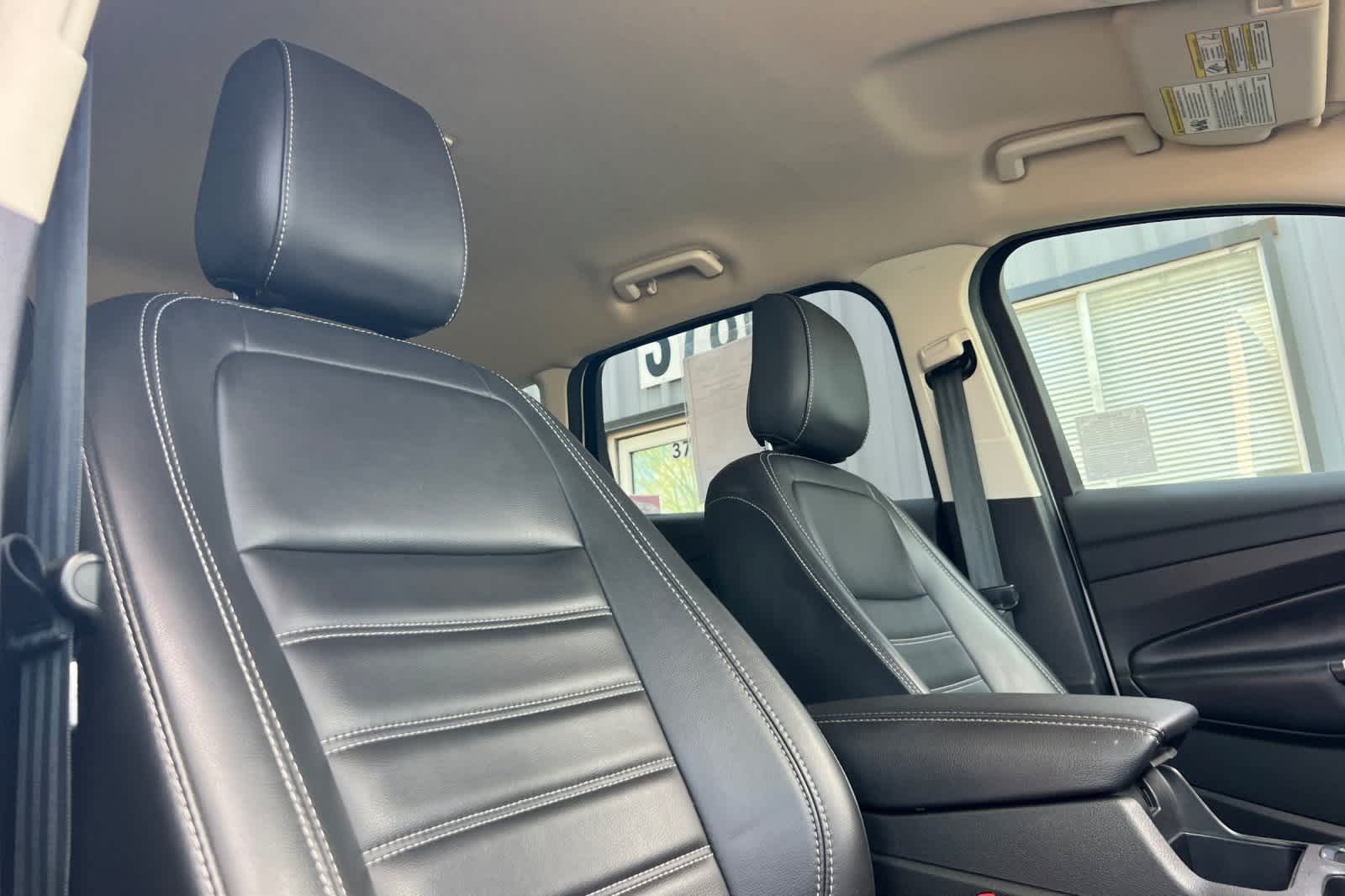 Thumbnail: 2019 Ford Escape - 20