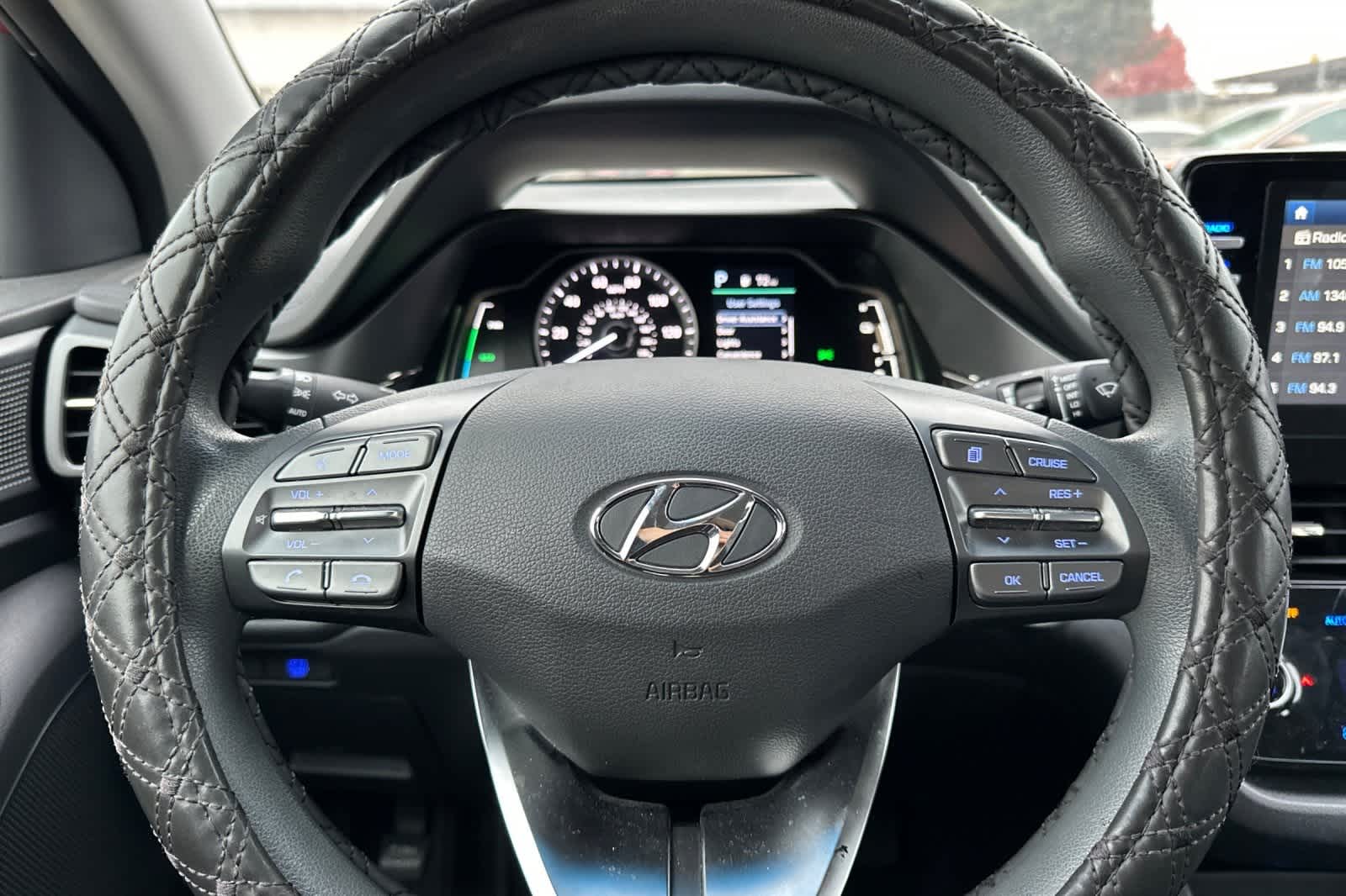 Thumbnail: 2020 Hyundai Ioniq - 26