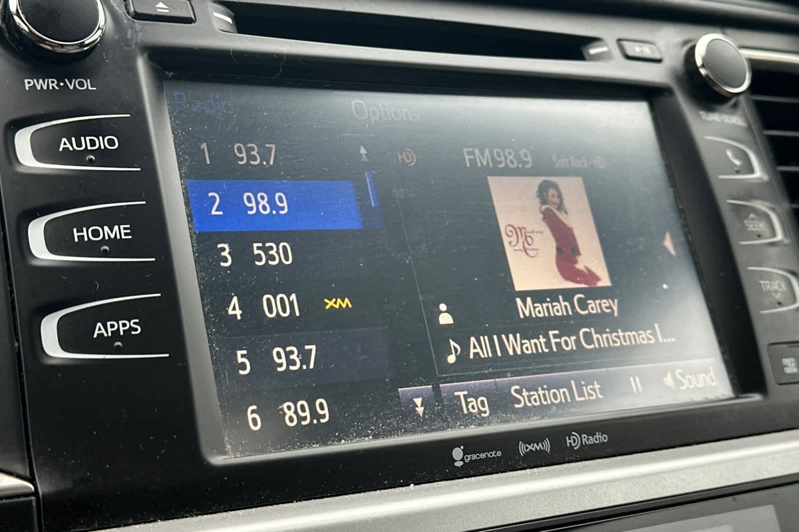 Thumbnail: 2019 Toyota Highlander - 20