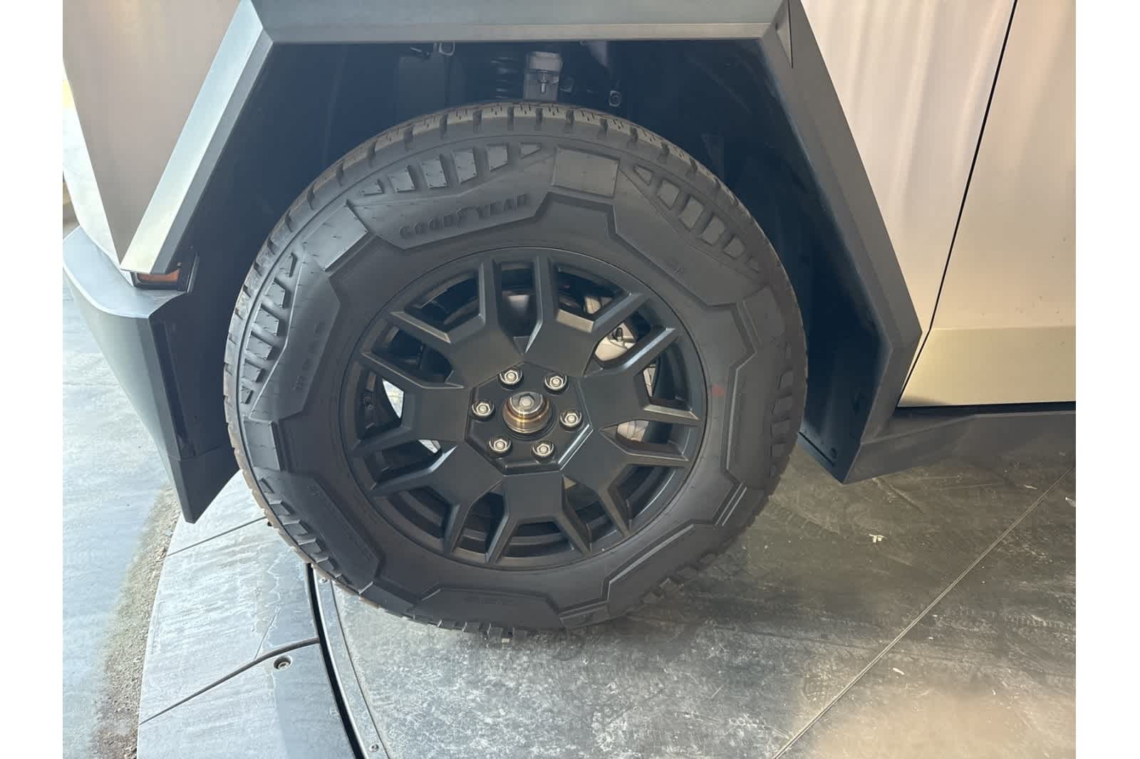 Thumbnail: 2024 Tesla Cybertruck - 3