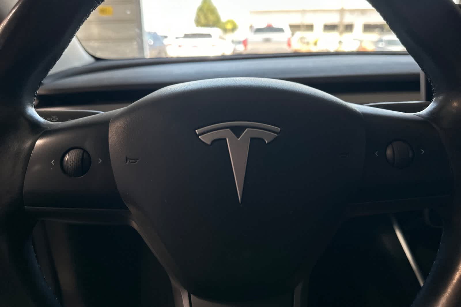 Thumbnail: 2018 Tesla Model 3 - 25