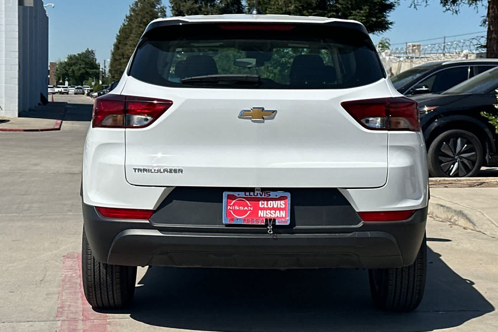 Thumbnail: 2025 Chevrolet TrailBlazer - 8