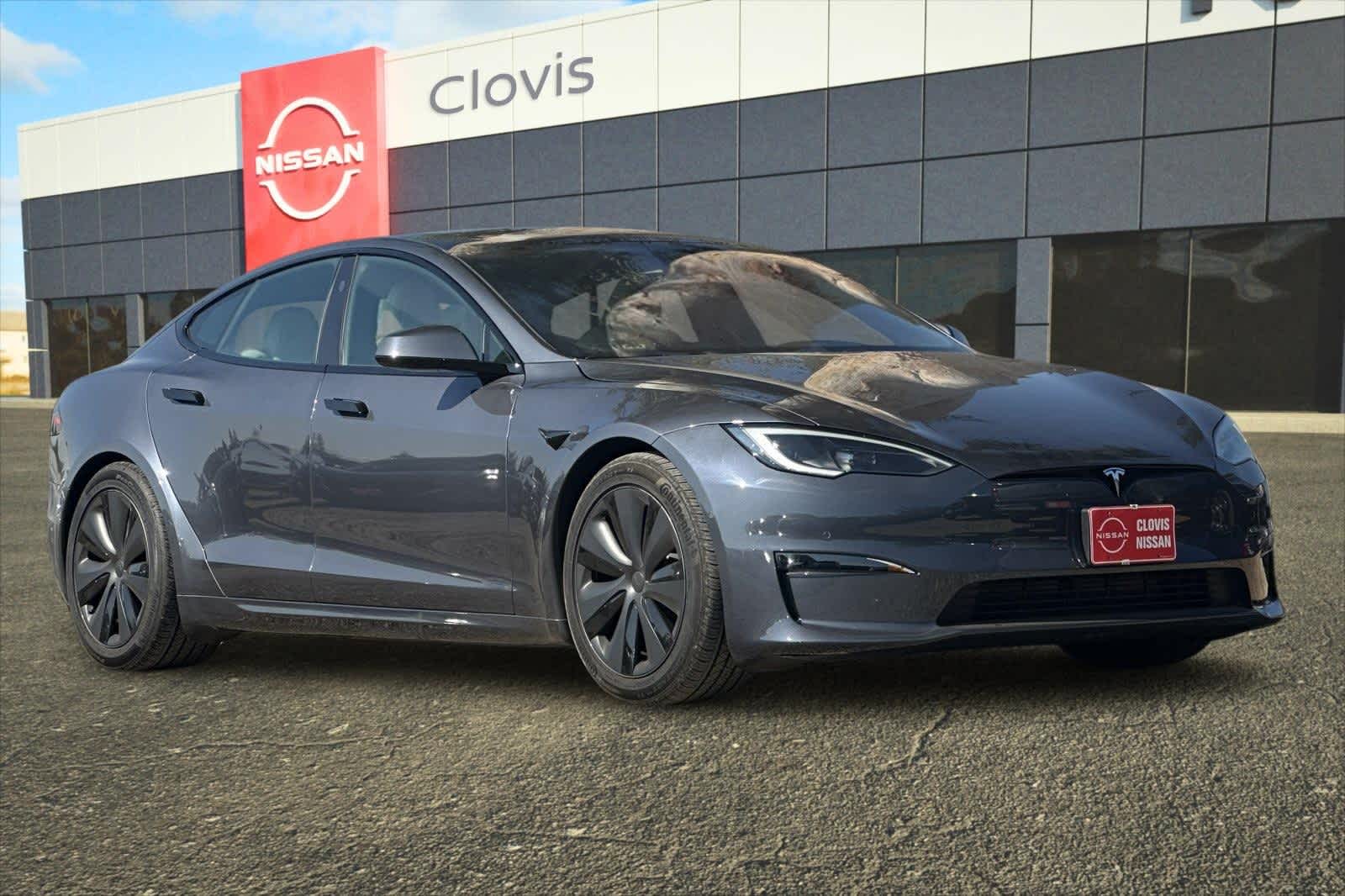 Thumbnail: 2022 Tesla Model S - 10