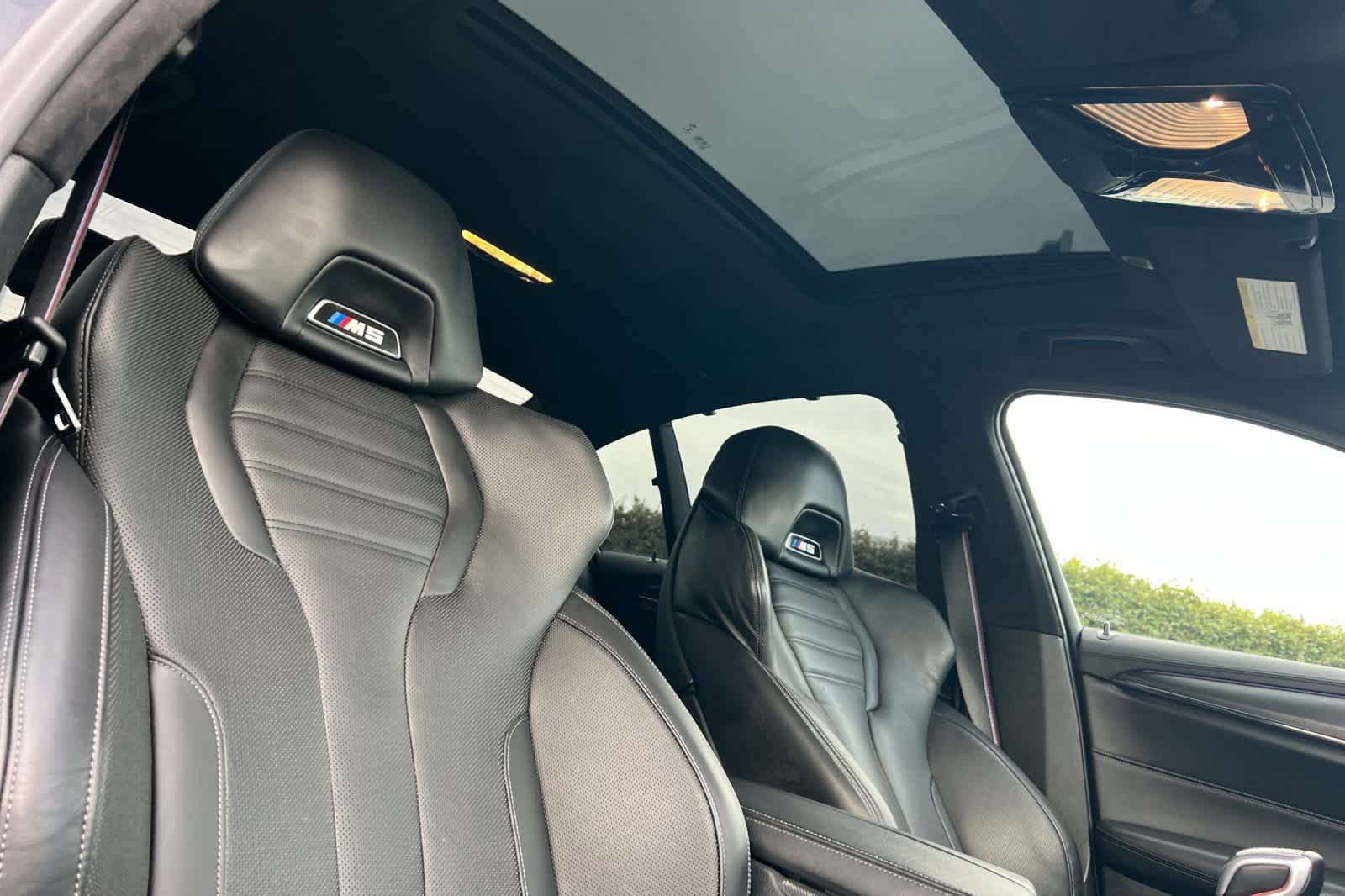 Thumbnail: 2021 BMW M5 - 19