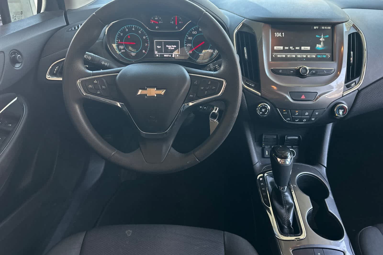 Thumbnail: 2017 Chevrolet Cruze - 17