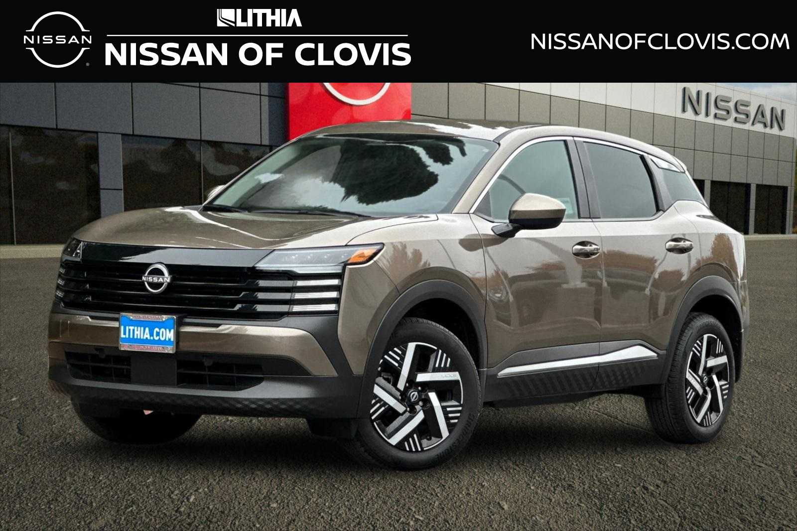 2025 Nissan Kicks SV's photo