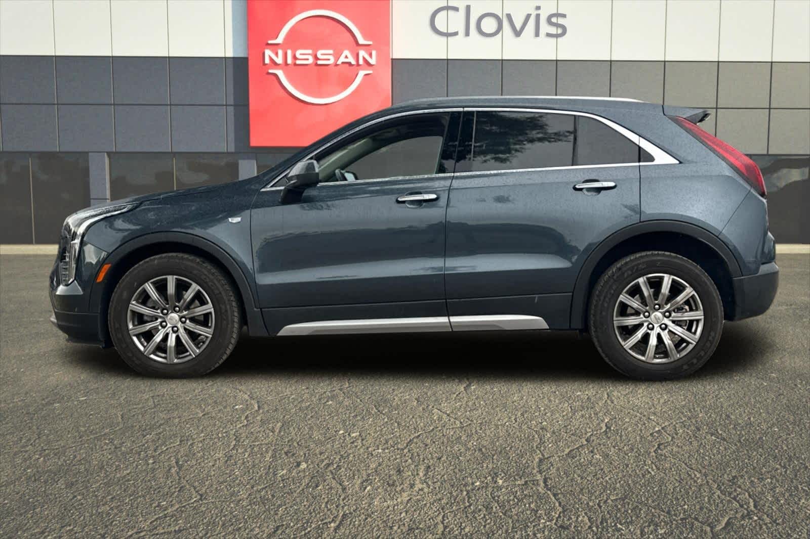 Thumbnail: 2020 Cadillac XT4 - 6