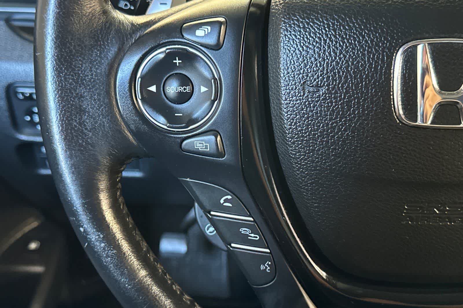 Thumbnail: 2020 Honda Ridgeline - 28