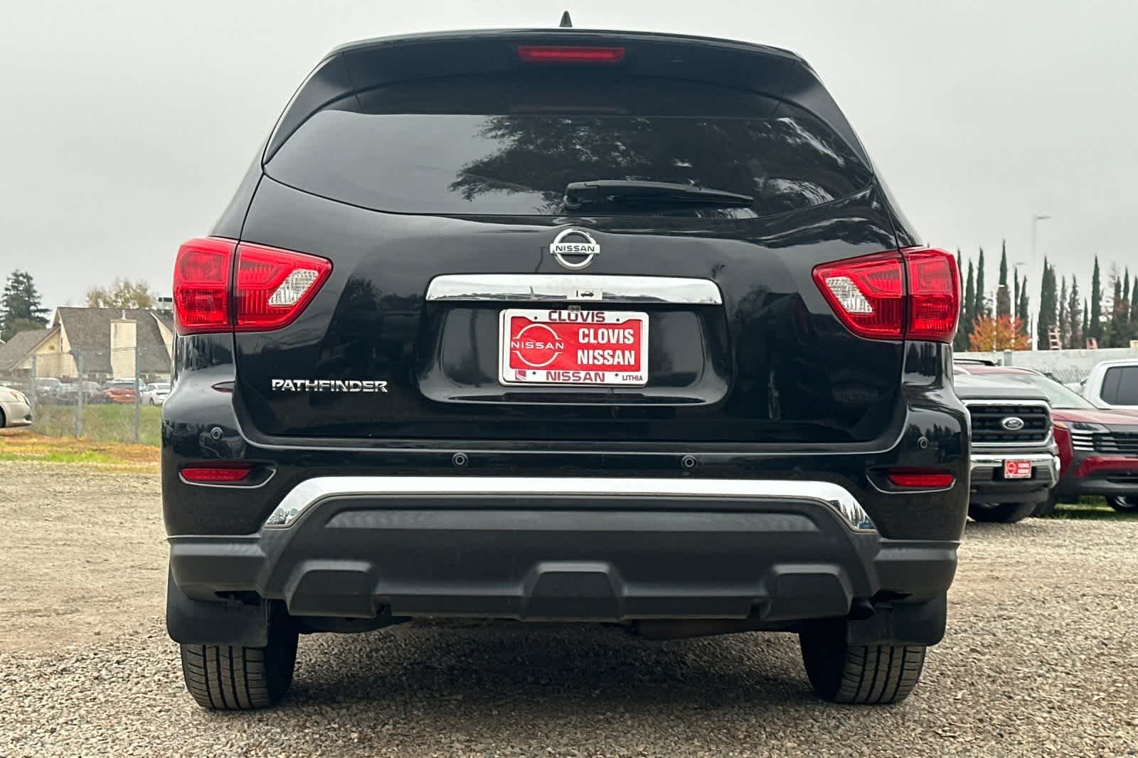 Thumbnail: 2019 Nissan Pathfinder - 8