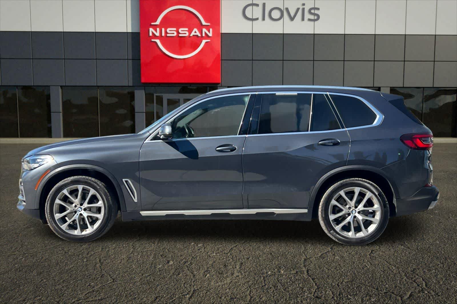 Thumbnail: 2021 BMW X5 - 6