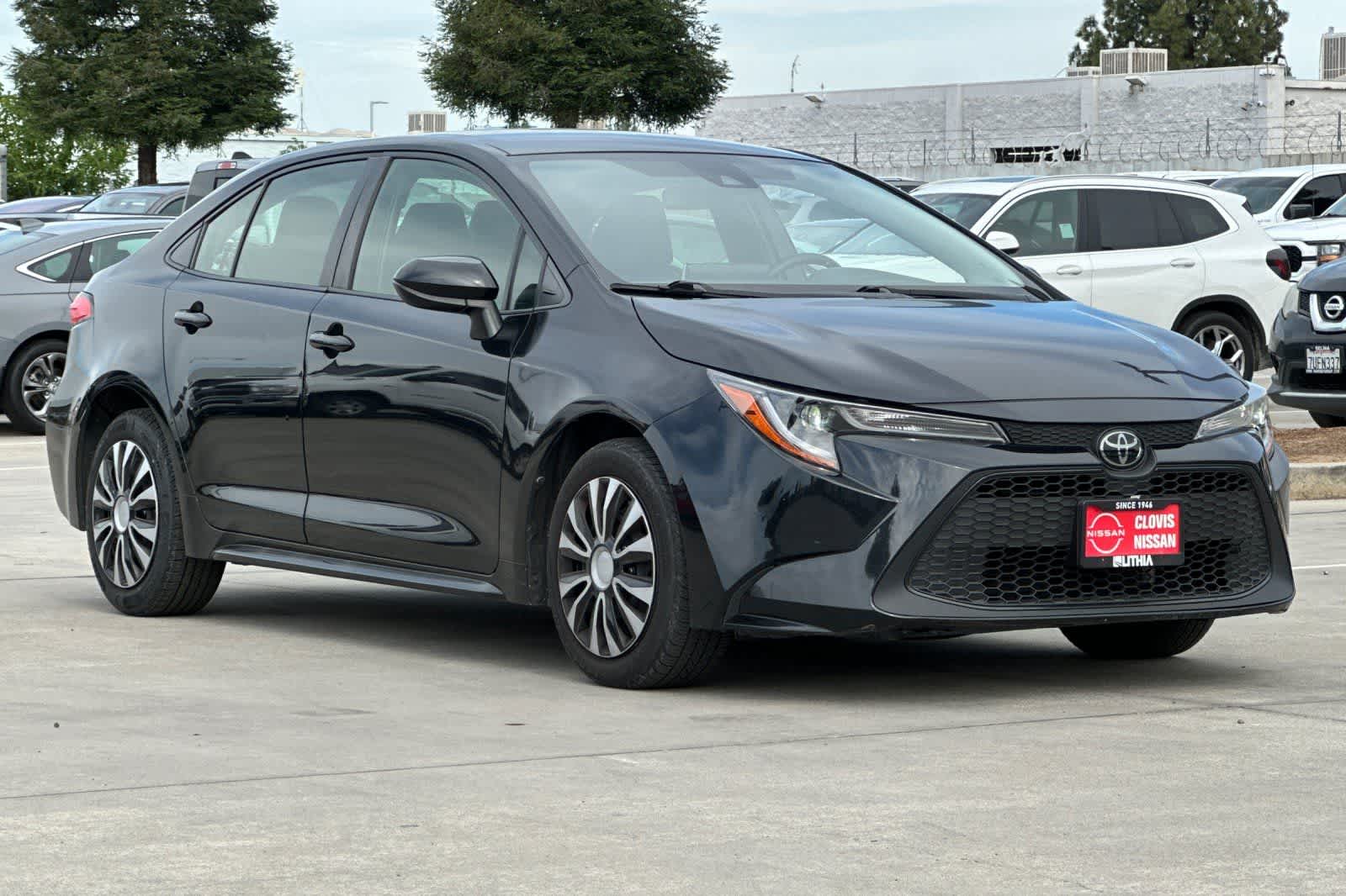 Thumbnail: 2021 Toyota Corolla - 10