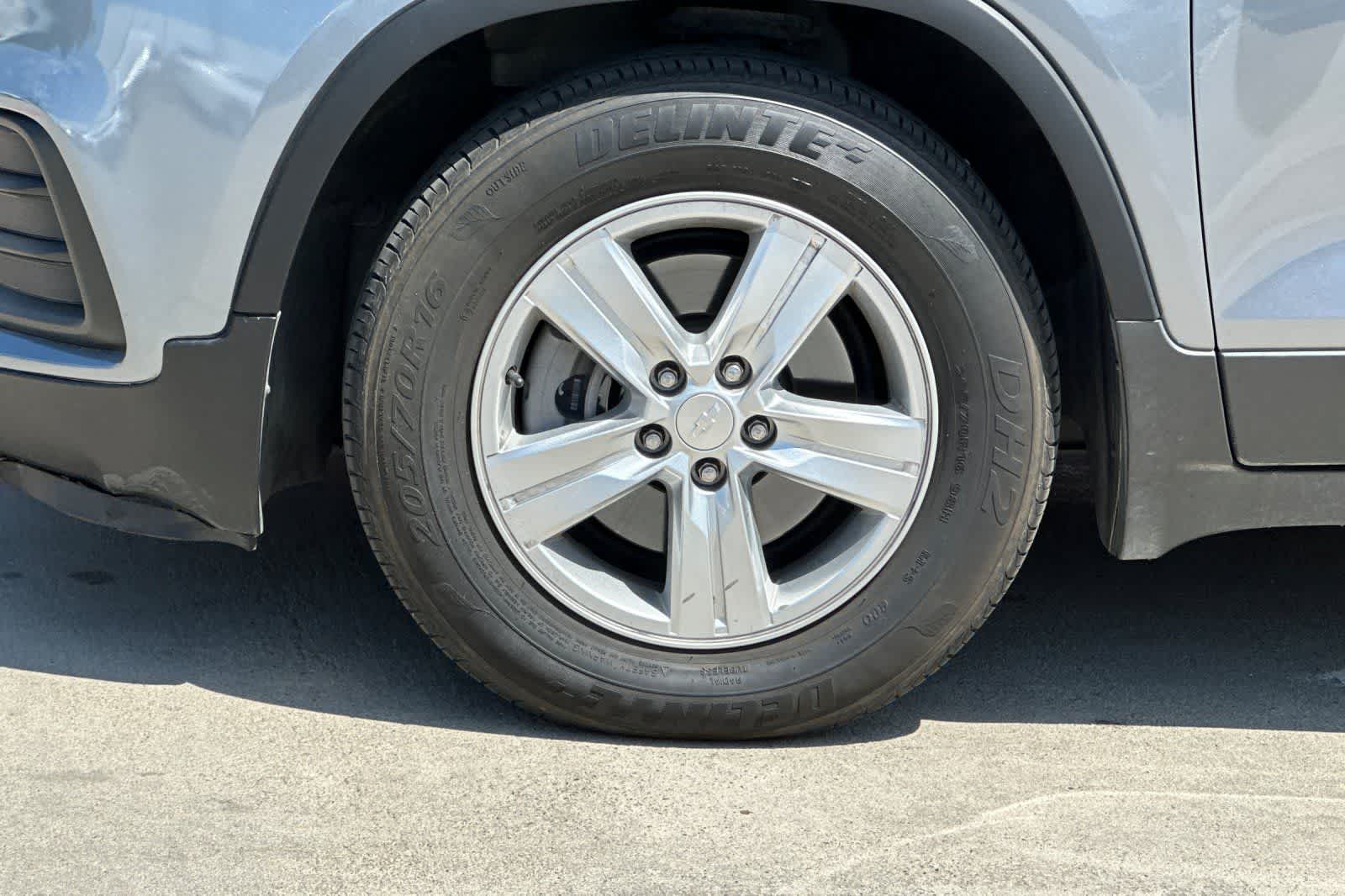 Thumbnail: 2020 Chevrolet Trax - 12