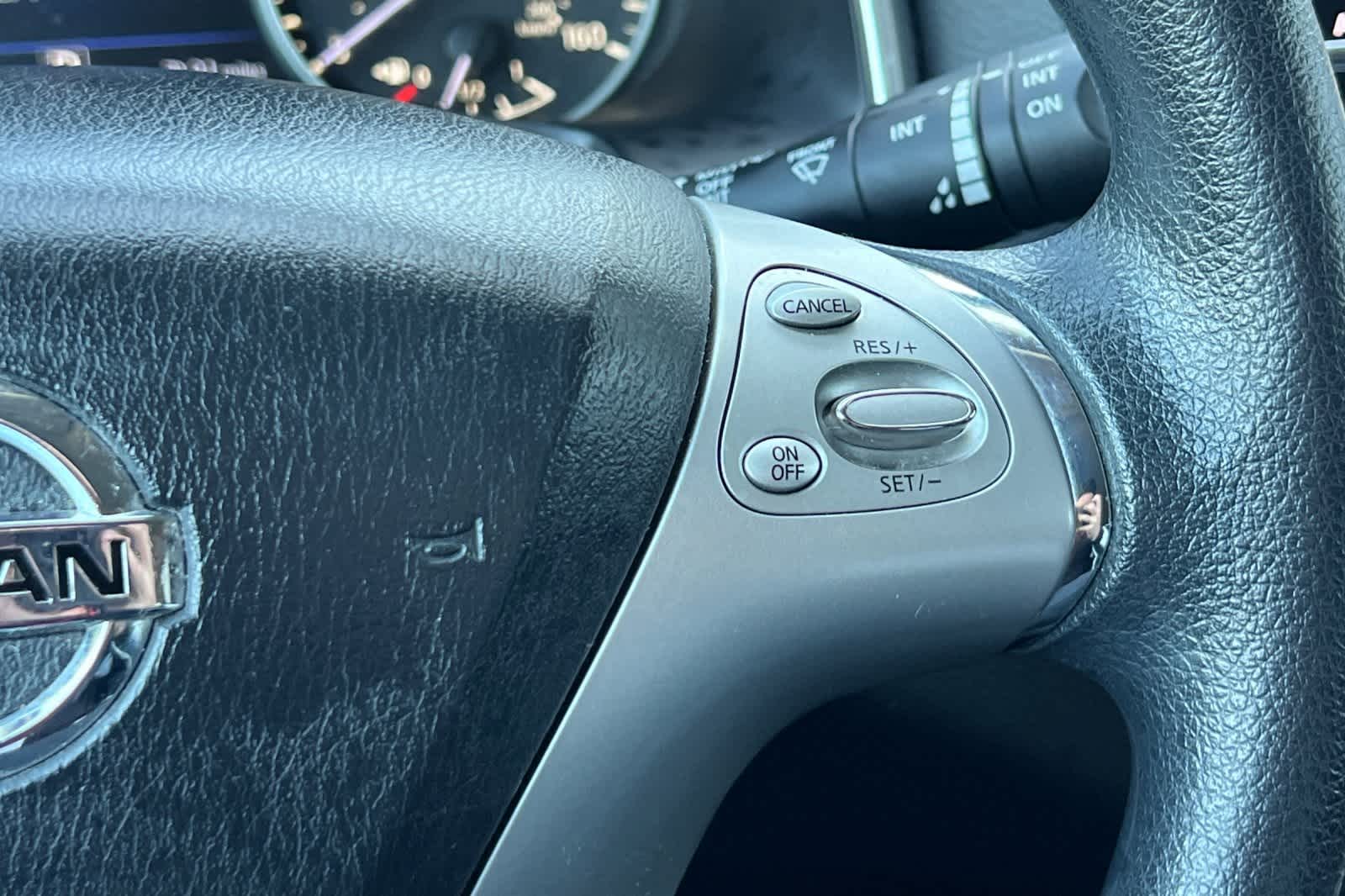 Thumbnail: 2015 Nissan Murano - 31