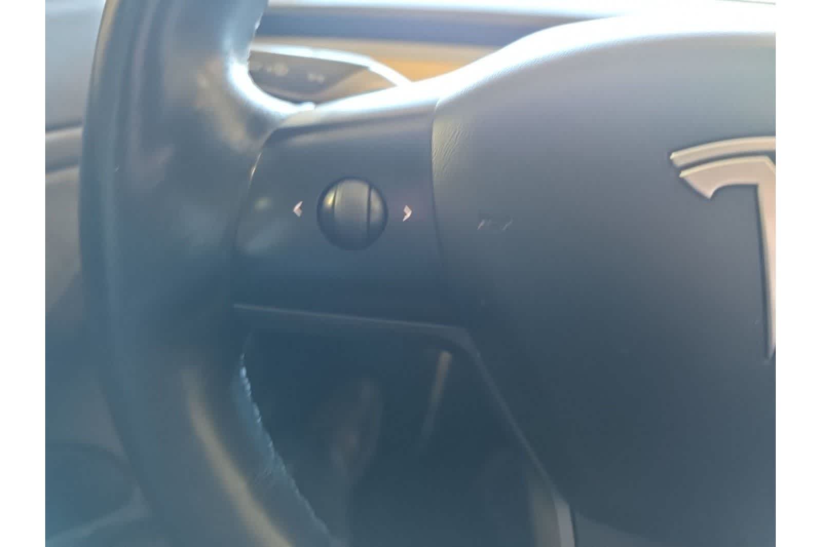 Thumbnail: 2018 Tesla Model 3 - 25