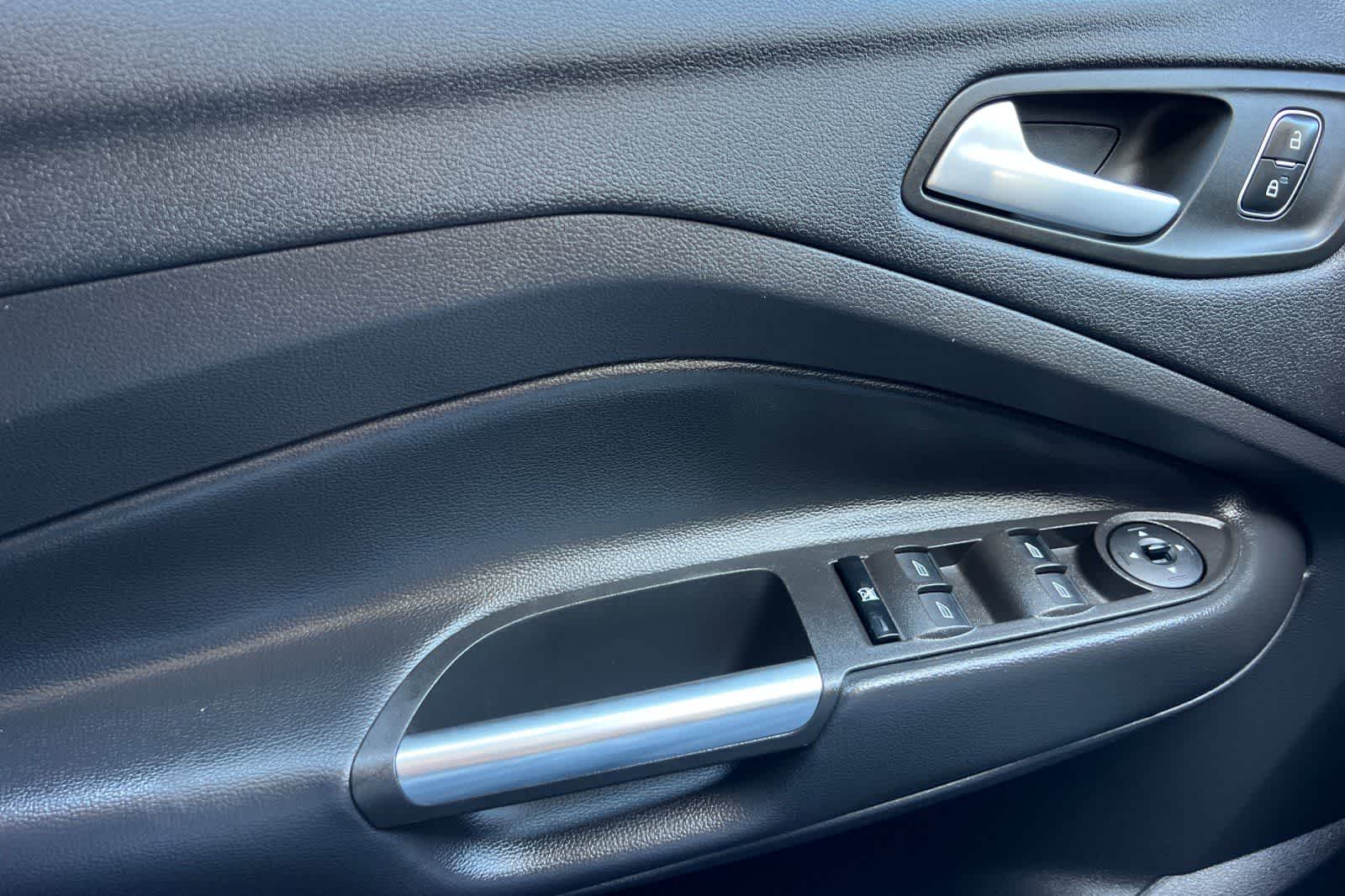 Thumbnail: 2018 Ford Escape - 13