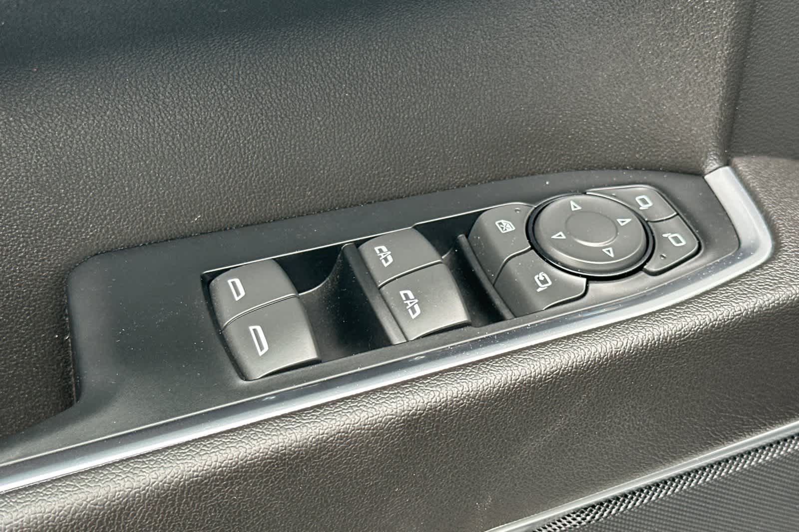 Thumbnail: 2022 GMC Sierra 1500 - 14