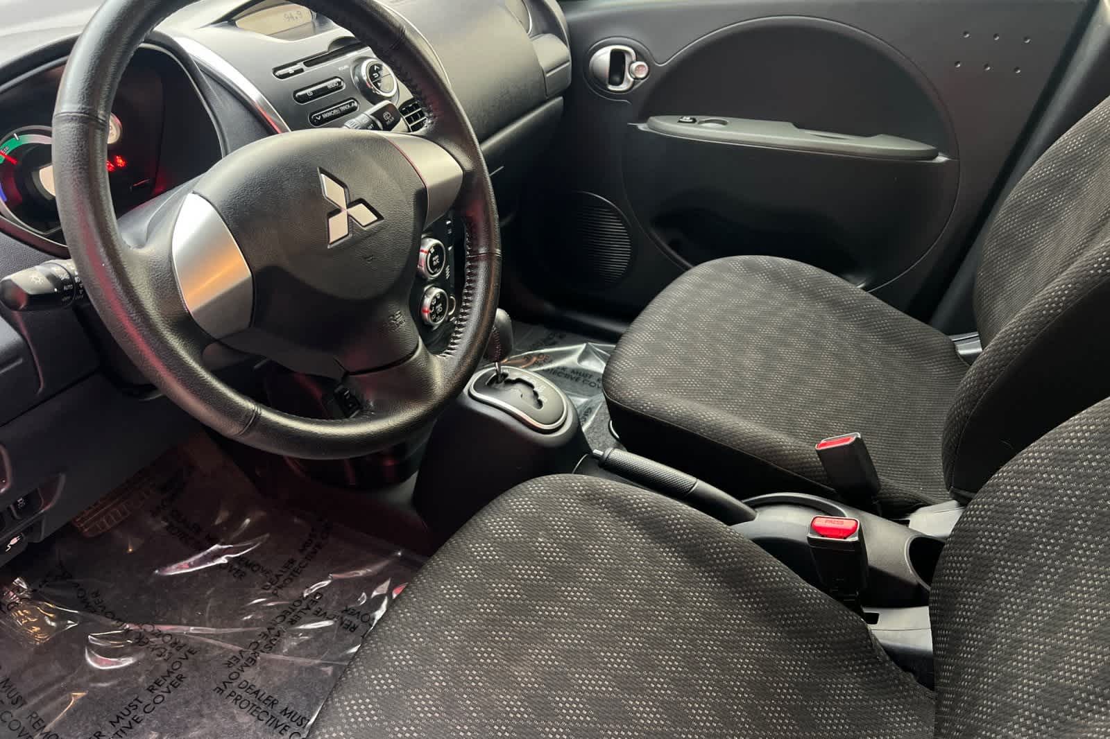 Thumbnail: 2016 Mitsubishi i-MiEV - 12