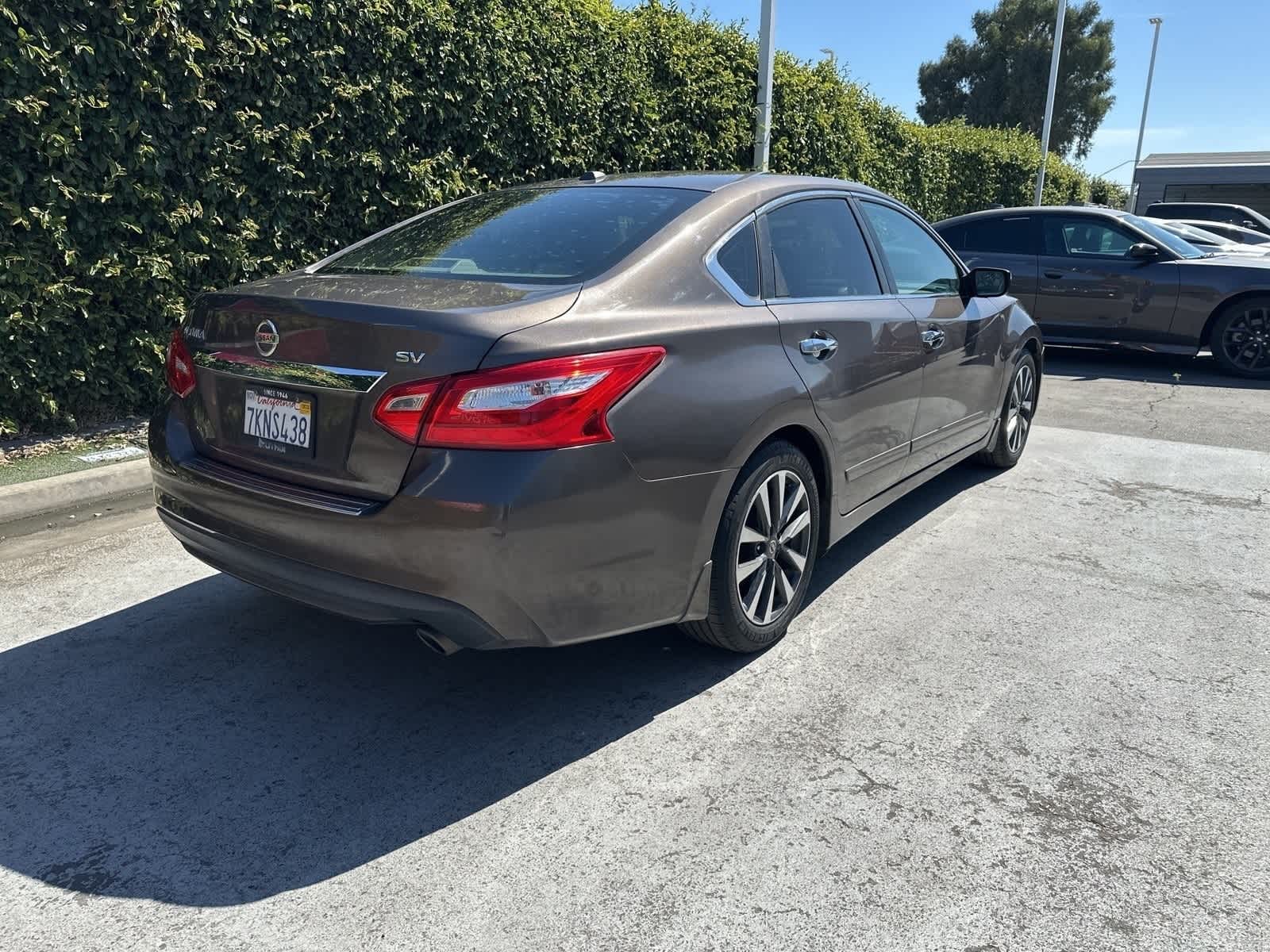 2016 Nissan Altima SV 6