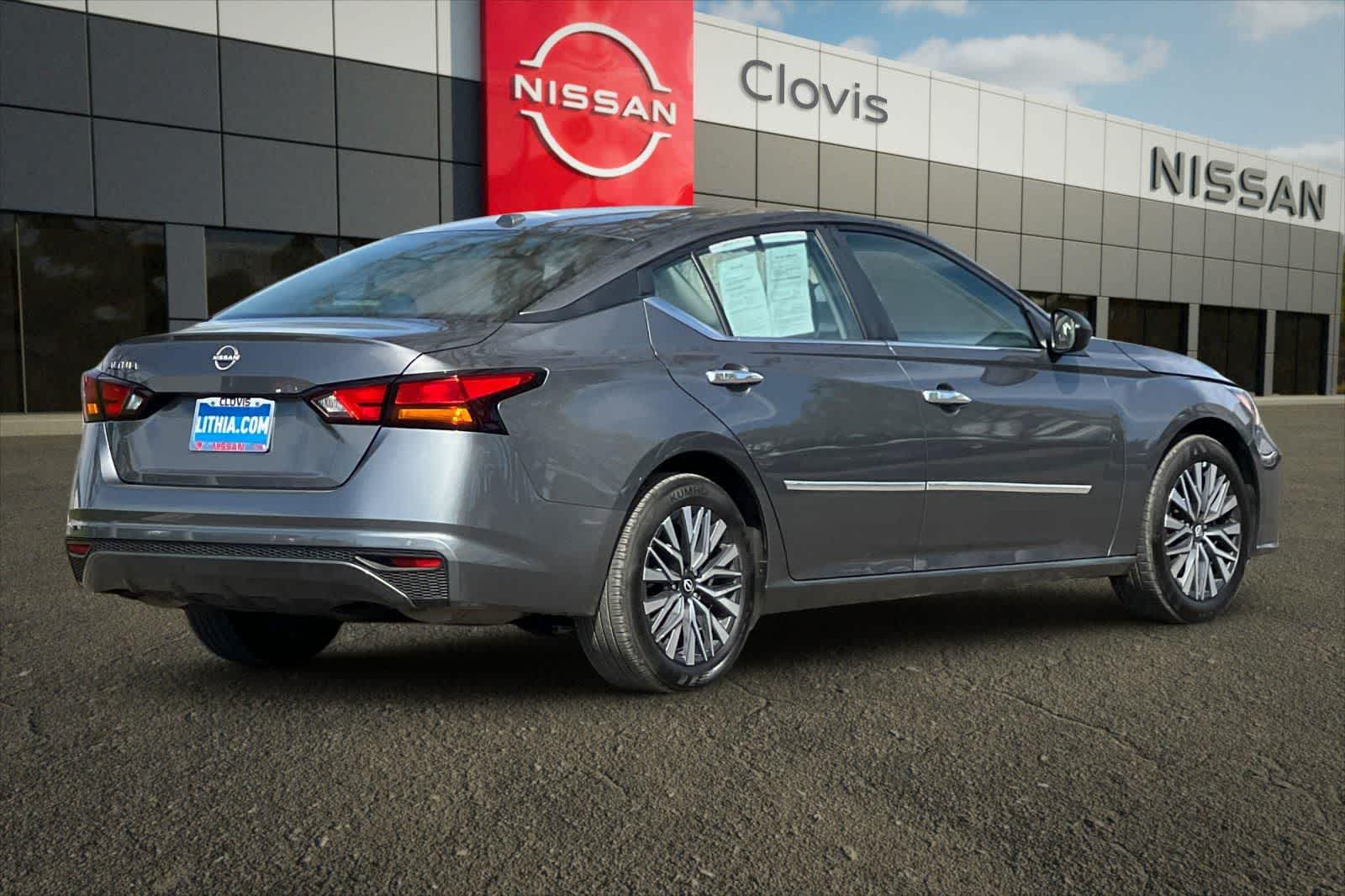 Thumbnail: 2025 Nissan Altima - 3