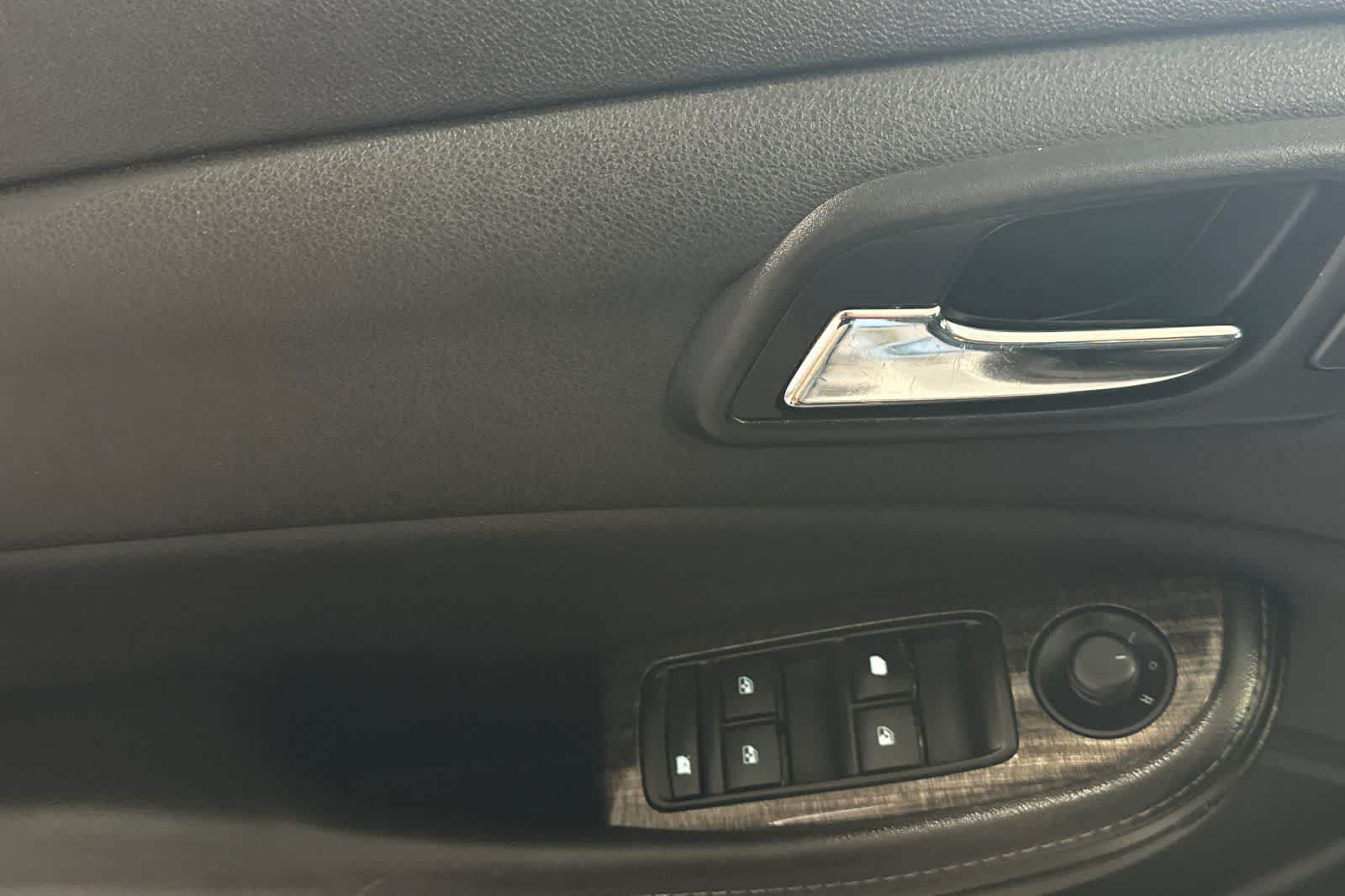 Thumbnail: 2015 Chevrolet Malibu - 13