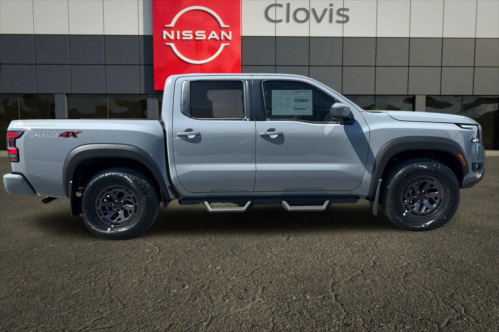 Thumbnail: 2025 Nissan Frontier - 9