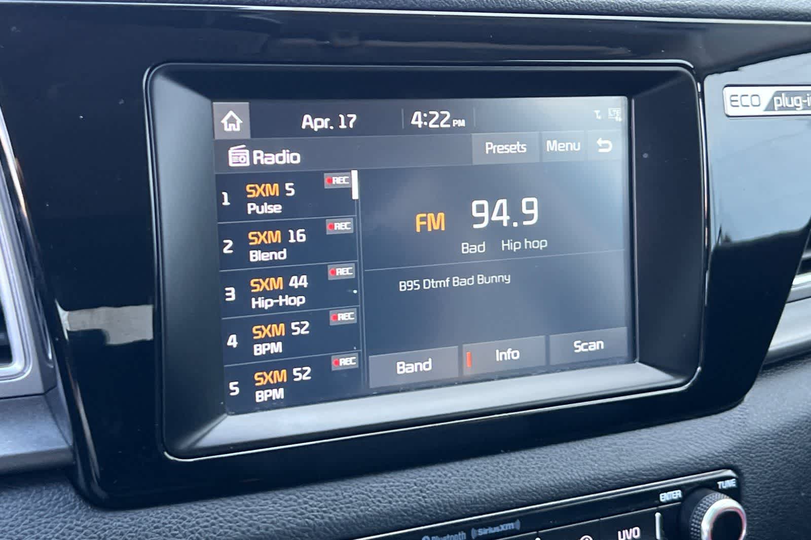 Thumbnail: 2018 Kia Niro - 21