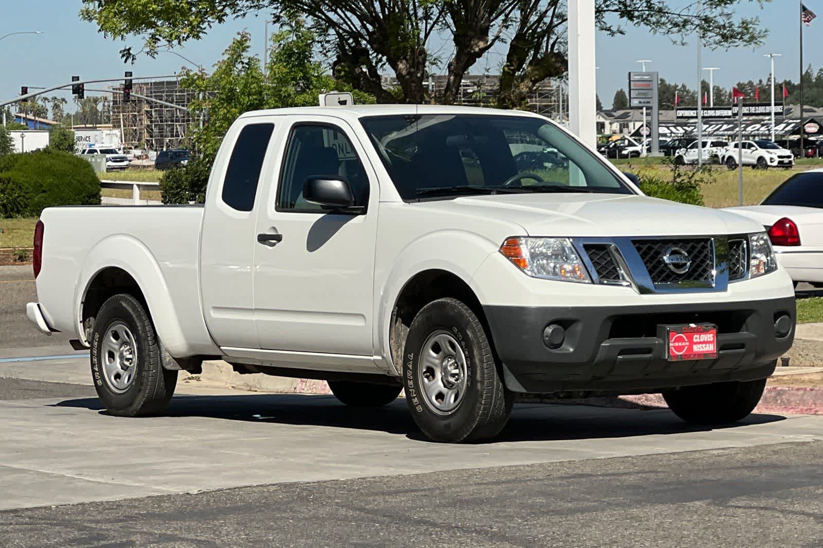 Thumbnail: 2019 Nissan Frontier - 10