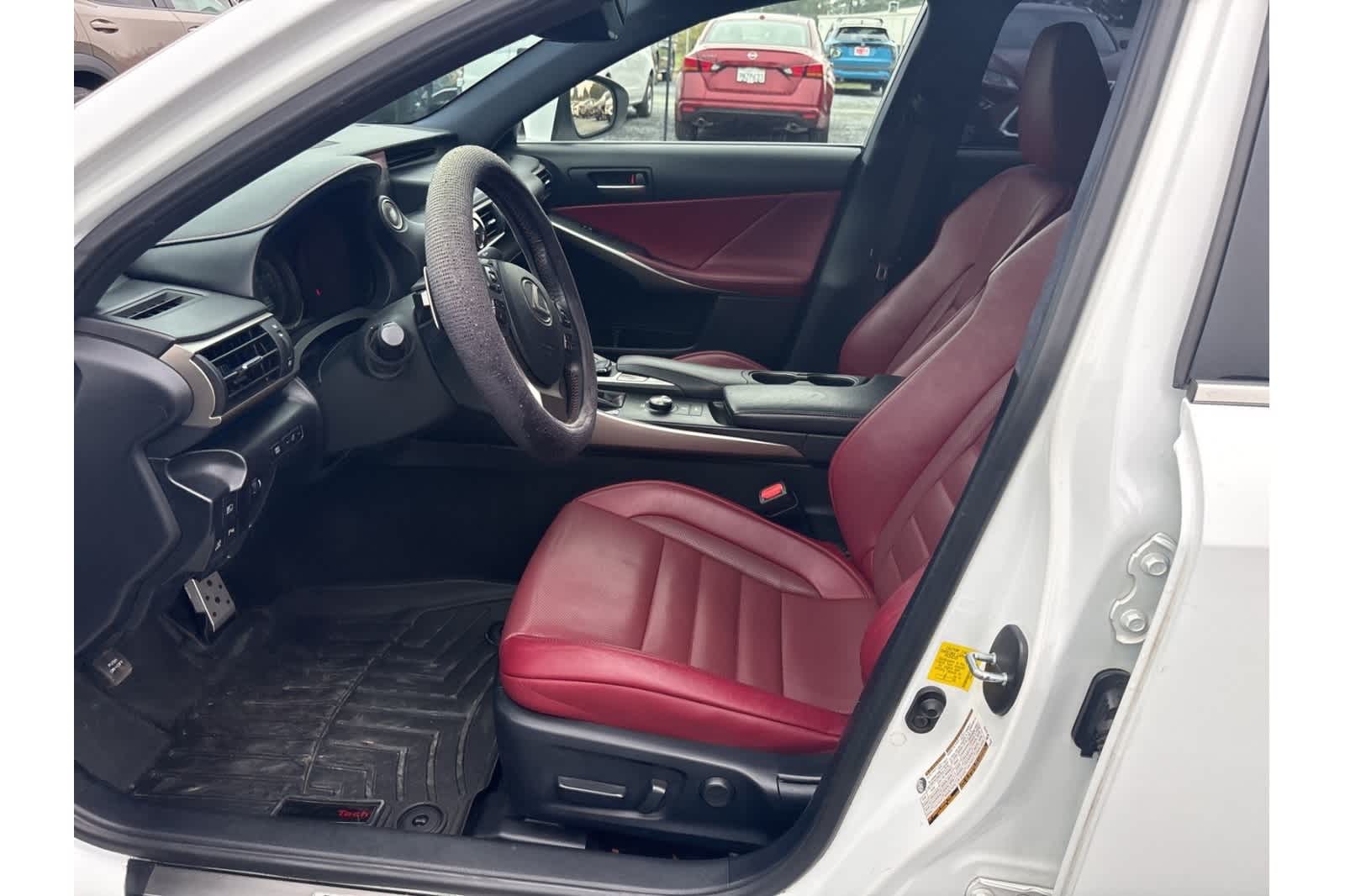 Thumbnail: 2019 Lexus IS - 12