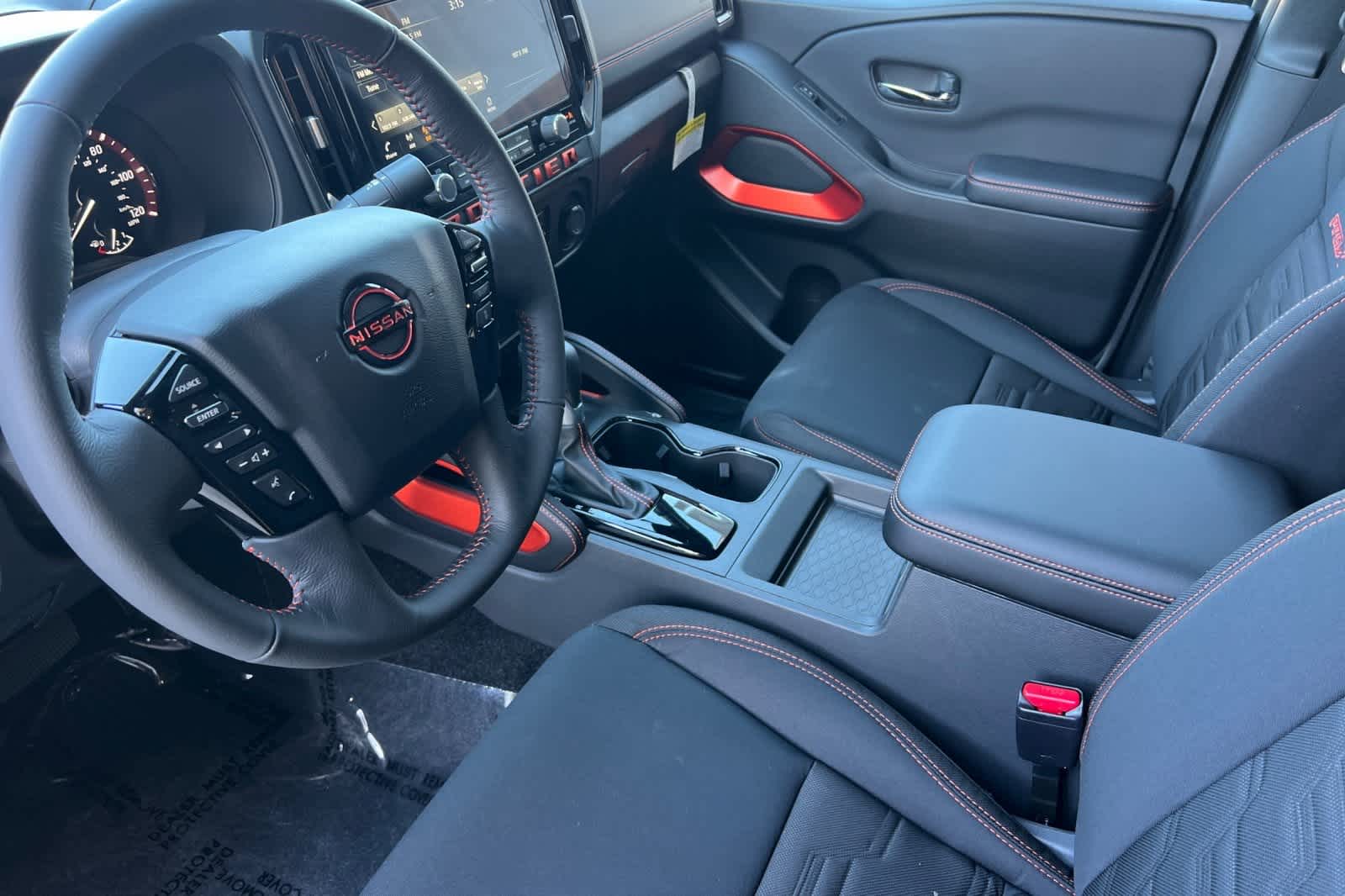 Thumbnail: 2025 Nissan Frontier - 12