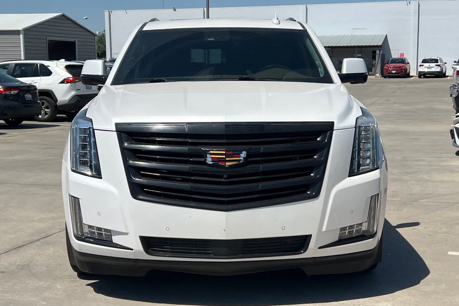 Thumbnail: 2016 Cadillac Escalade - 11