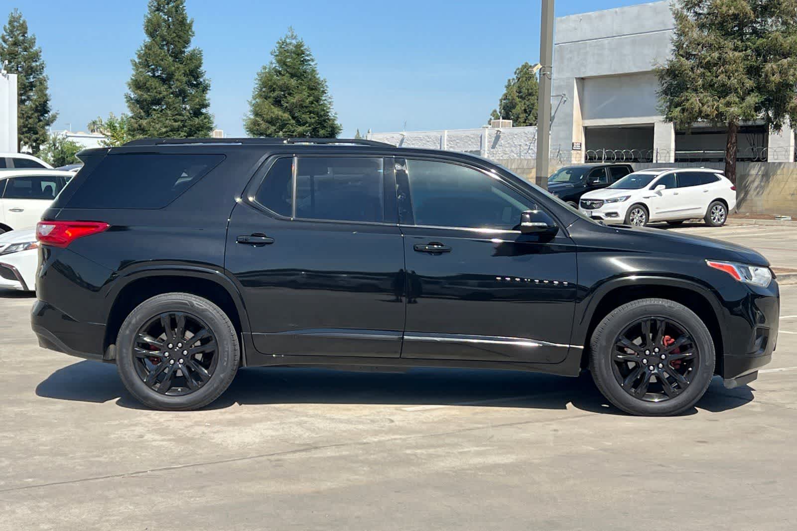 Thumbnail: 2018 Chevrolet Traverse - 9