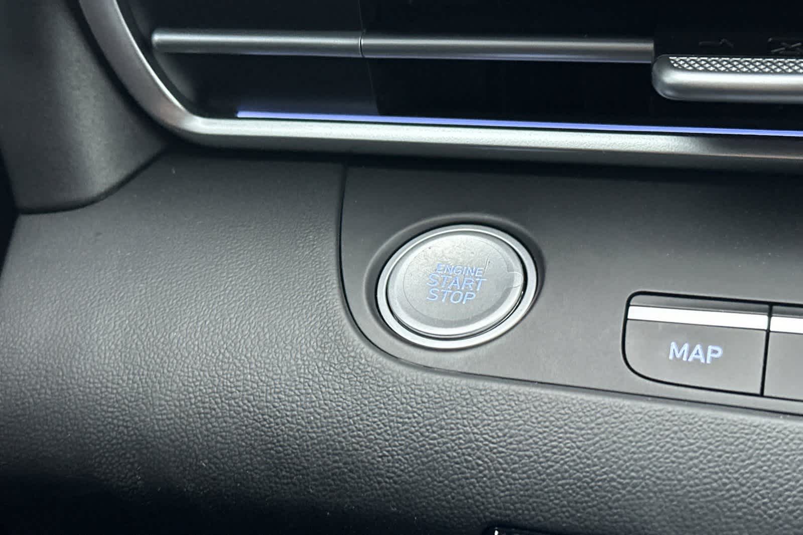 Thumbnail: 2024 Hyundai Elantra - 24