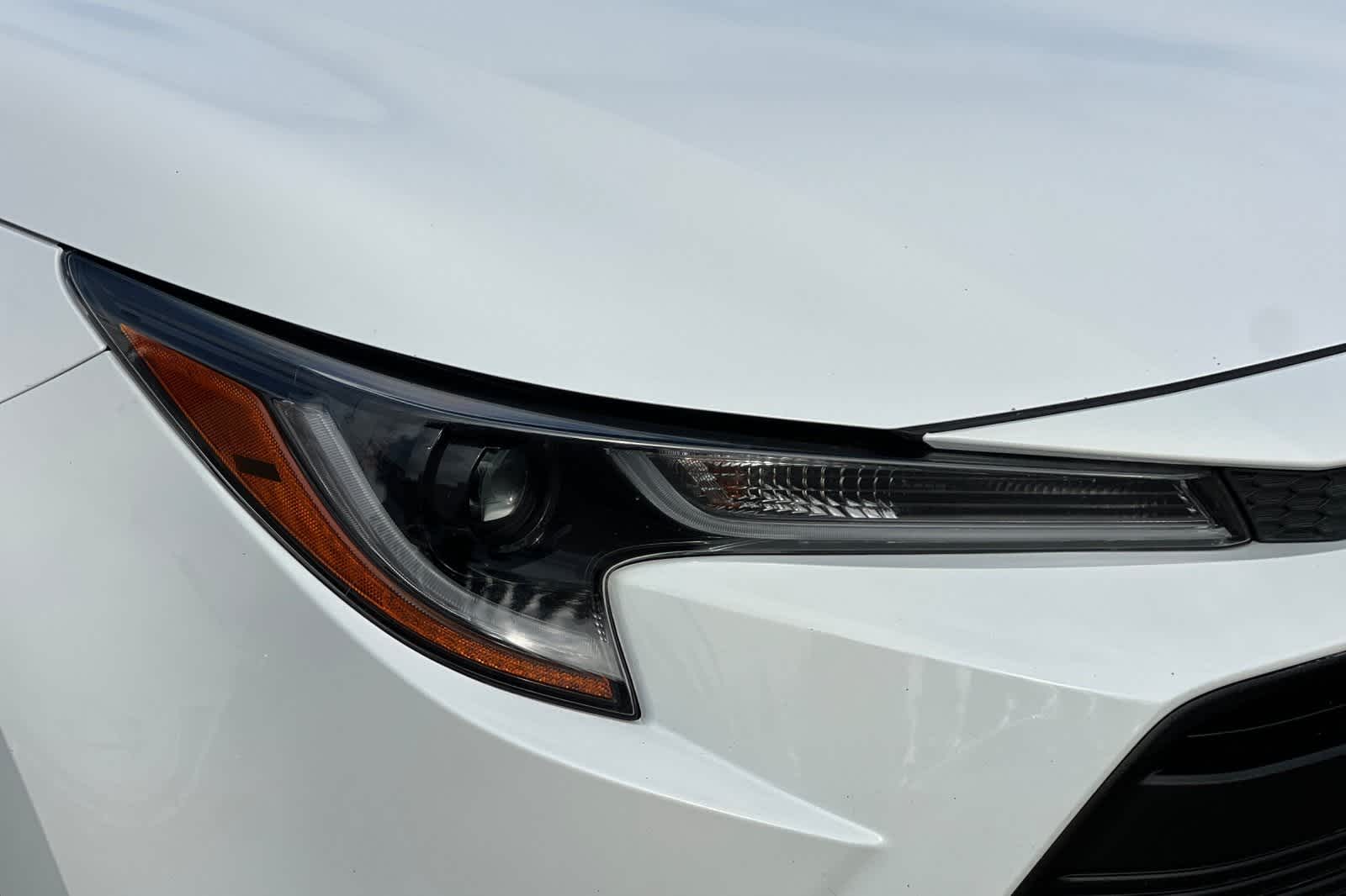 Thumbnail: 2023 Toyota Corolla - 31