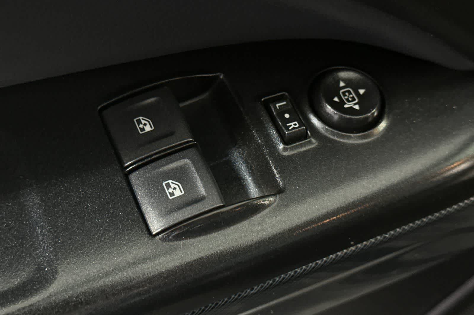 Thumbnail: 2019 Chevrolet Colorado - 14