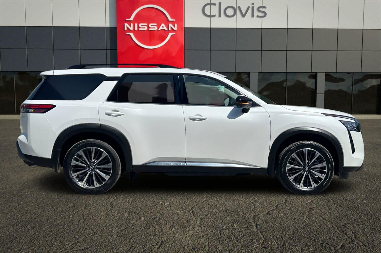 Thumbnail: 2026 Nissan Pathfinder - 9