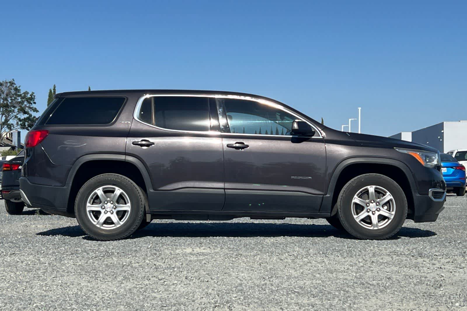 Thumbnail: 2018 GMC Acadia - 9