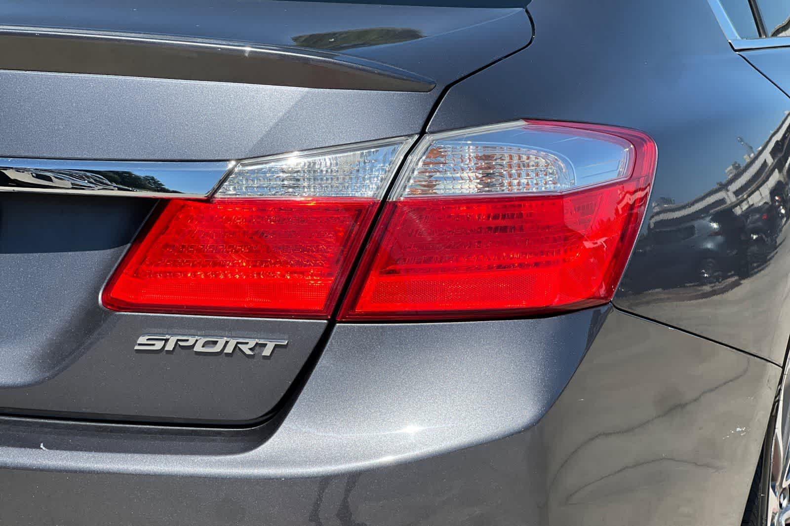 Thumbnail: 2013 Honda Accord - 32