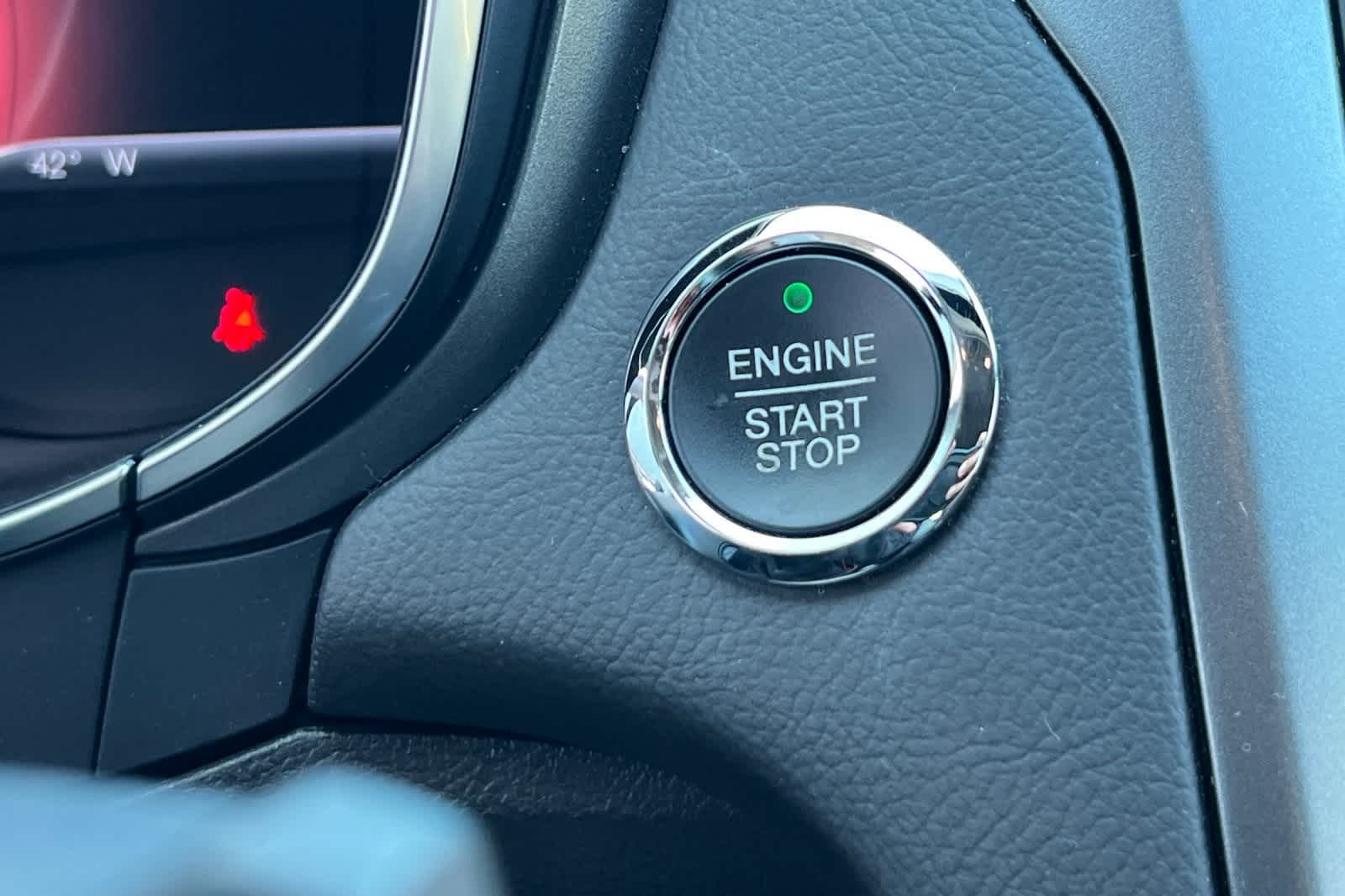 Thumbnail: 2014 Ford Fusion - 24