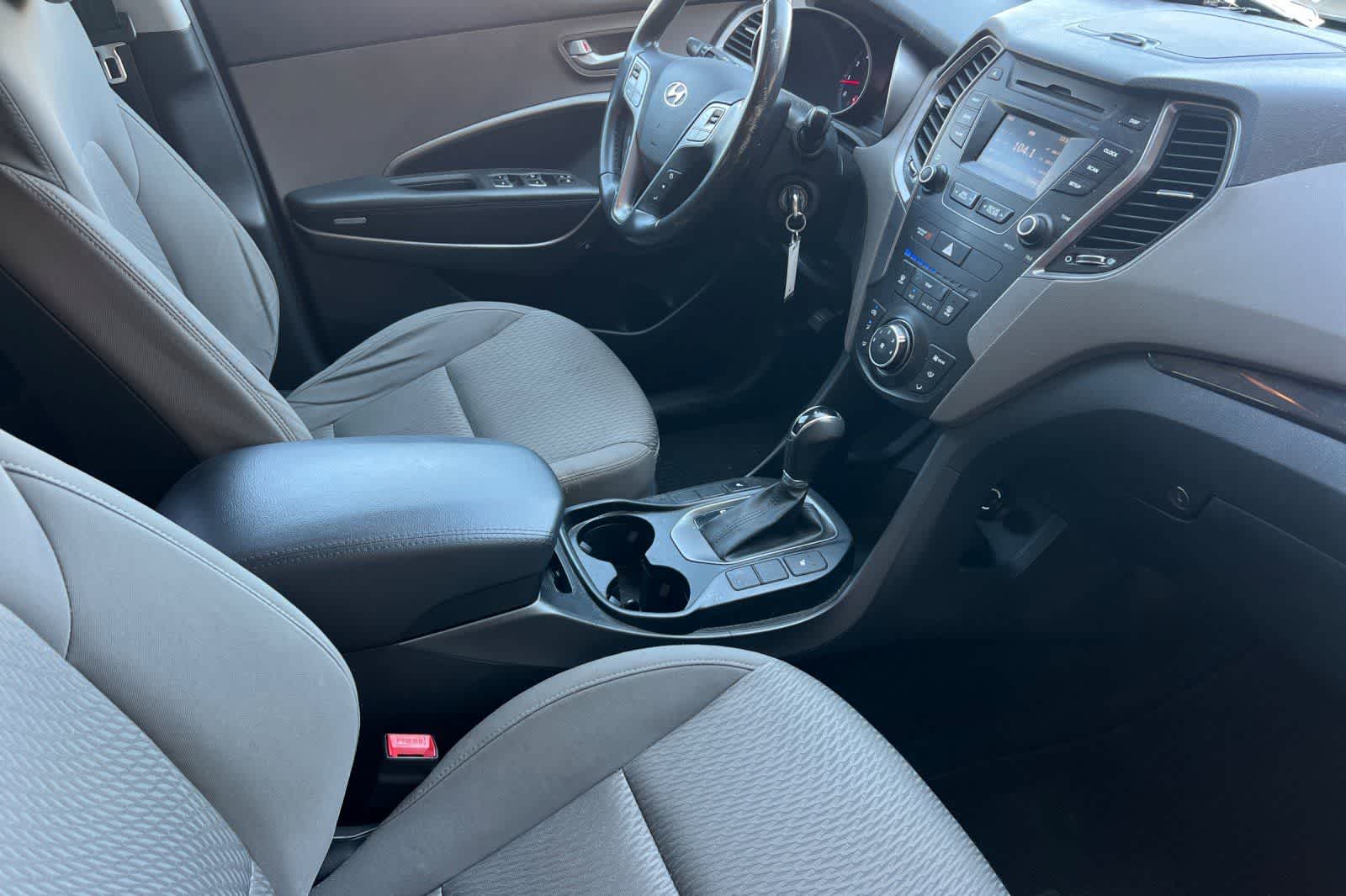 Thumbnail: 2014 Hyundai Santa Fe - 19