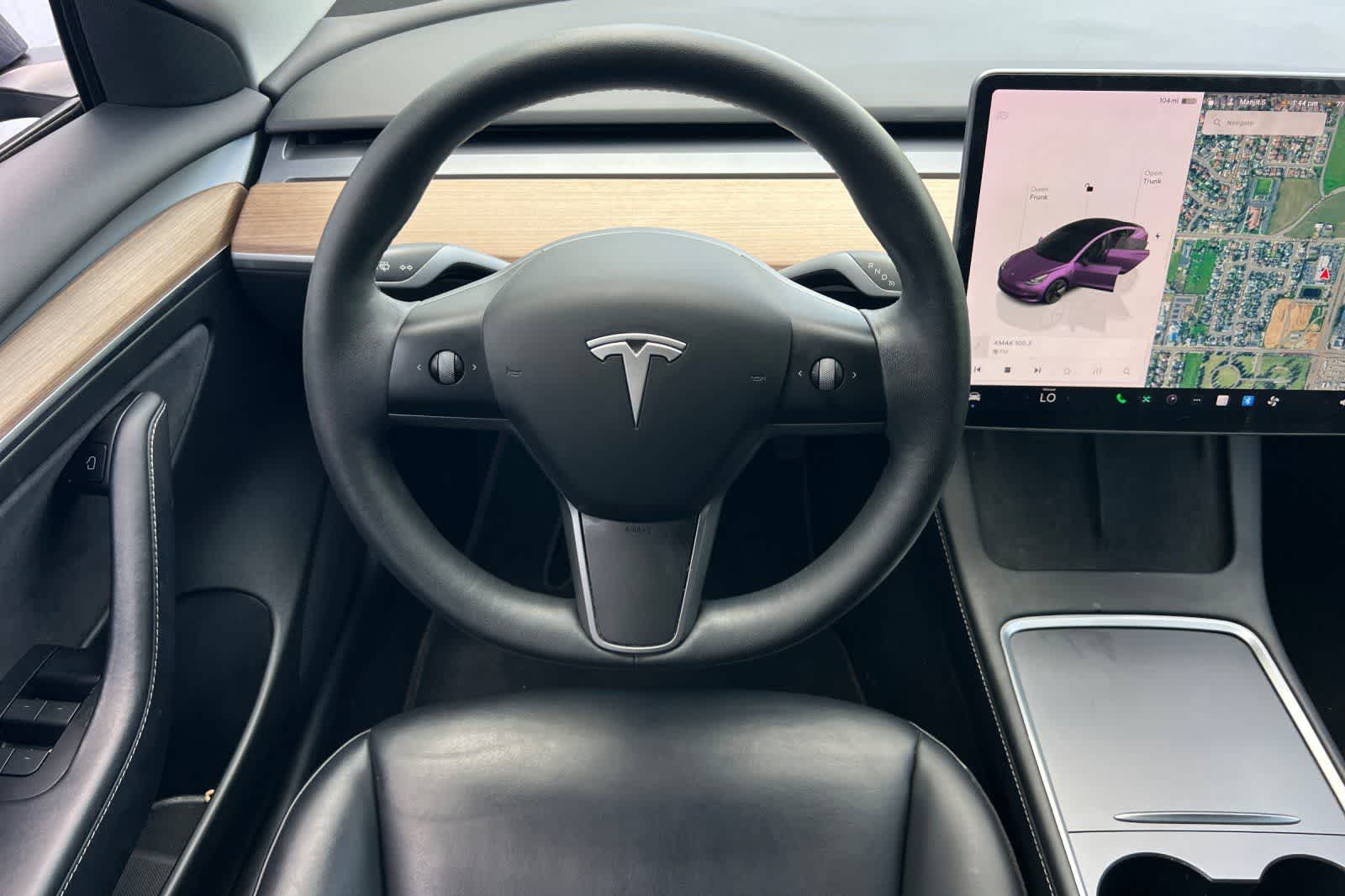 Thumbnail: 2022 Tesla Model 3 - 16