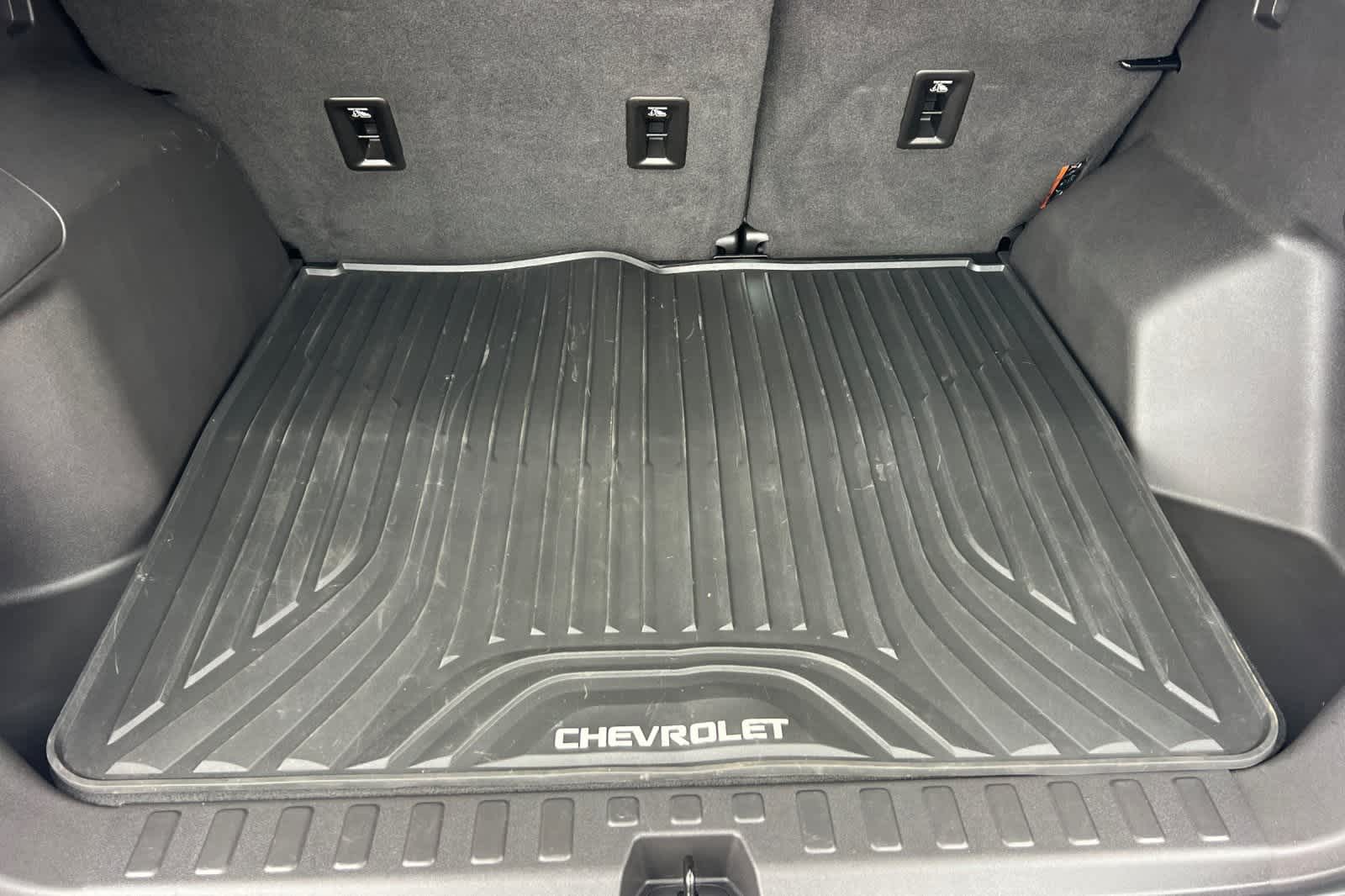 Thumbnail: 2019 Chevrolet Equinox - 18