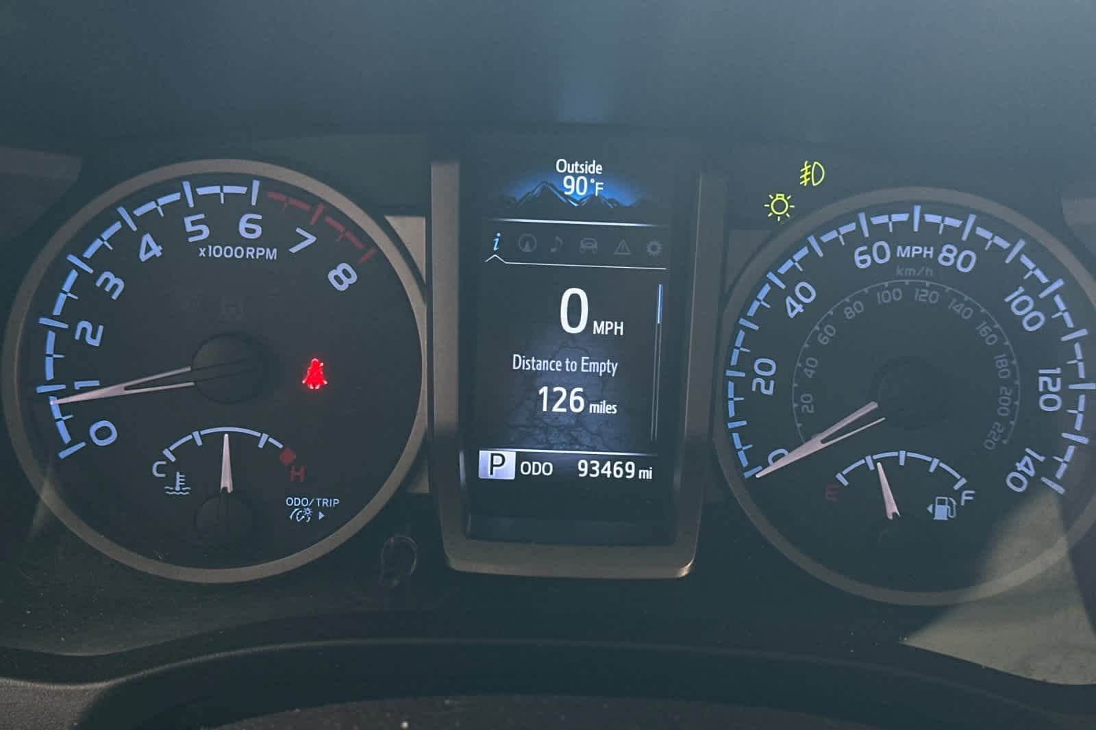 Thumbnail: 2016 Toyota Tacoma - 27