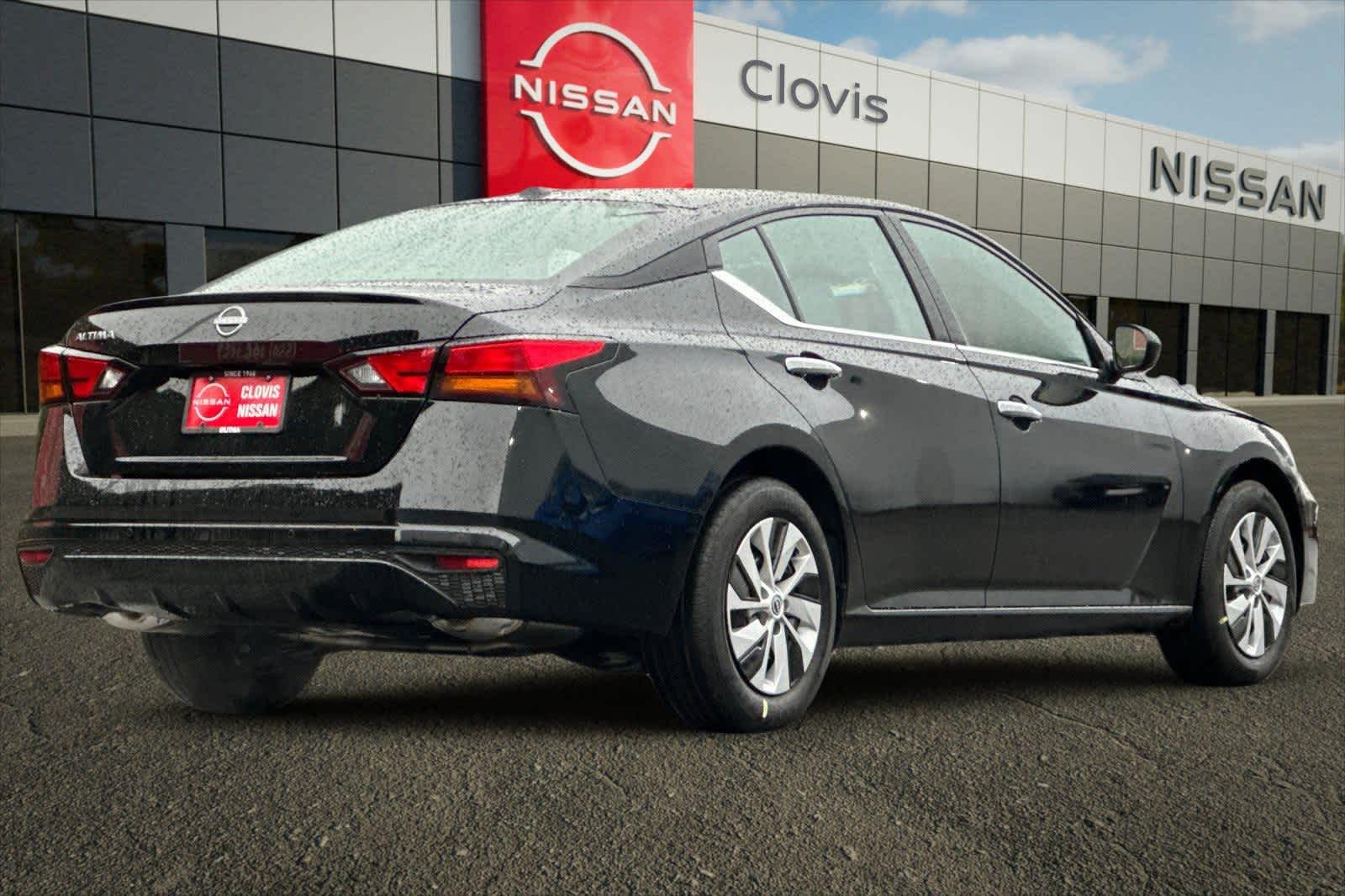 2025 Nissan Altima S 3