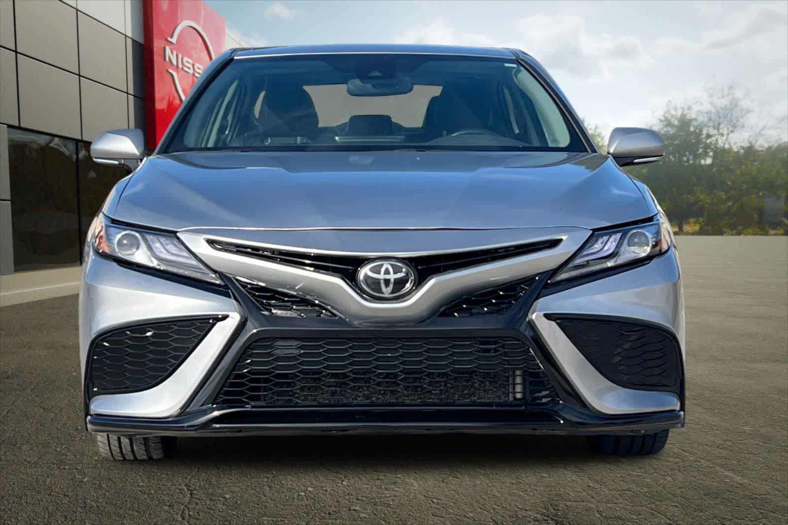 Thumbnail: 2024 Toyota Camry - 11