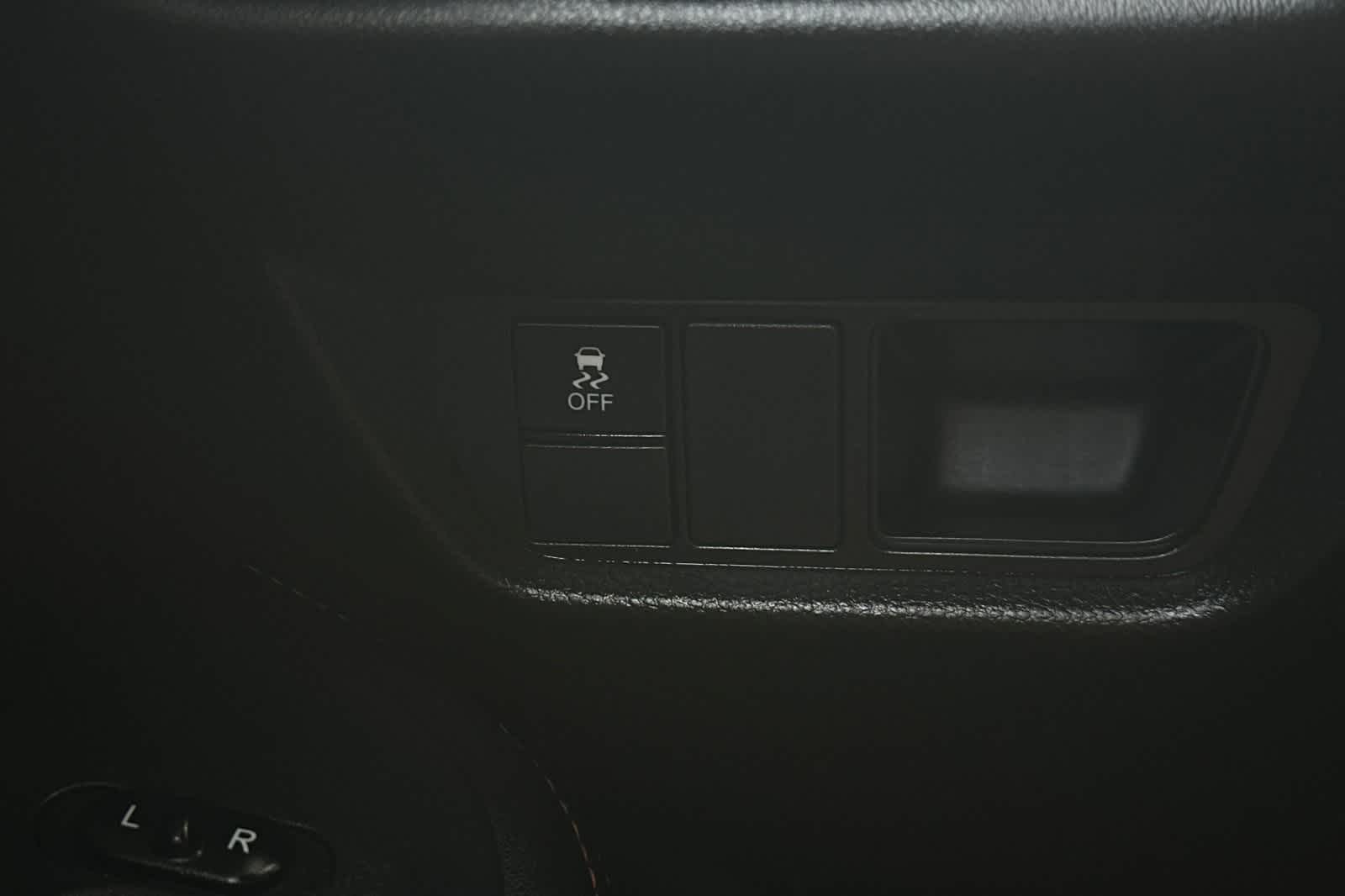 Thumbnail: 2024 Honda HR-V - 32