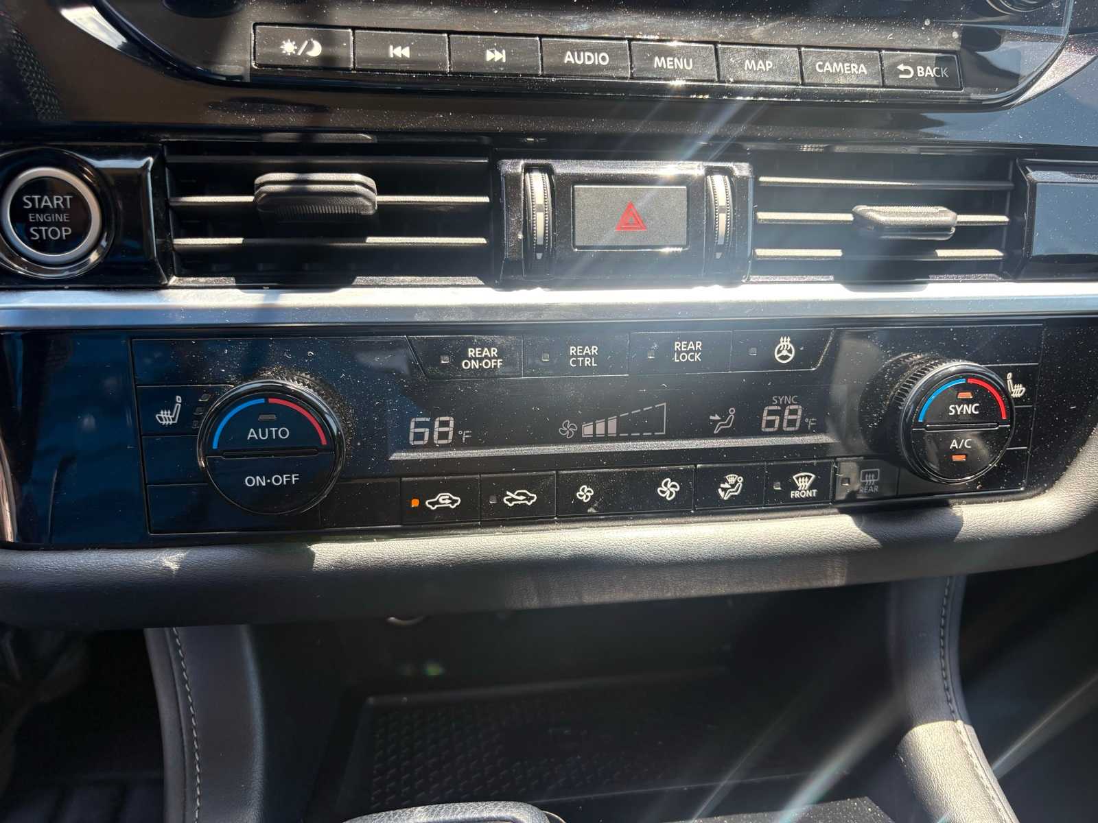 Thumbnail: 2023 Nissan Pathfinder - 17